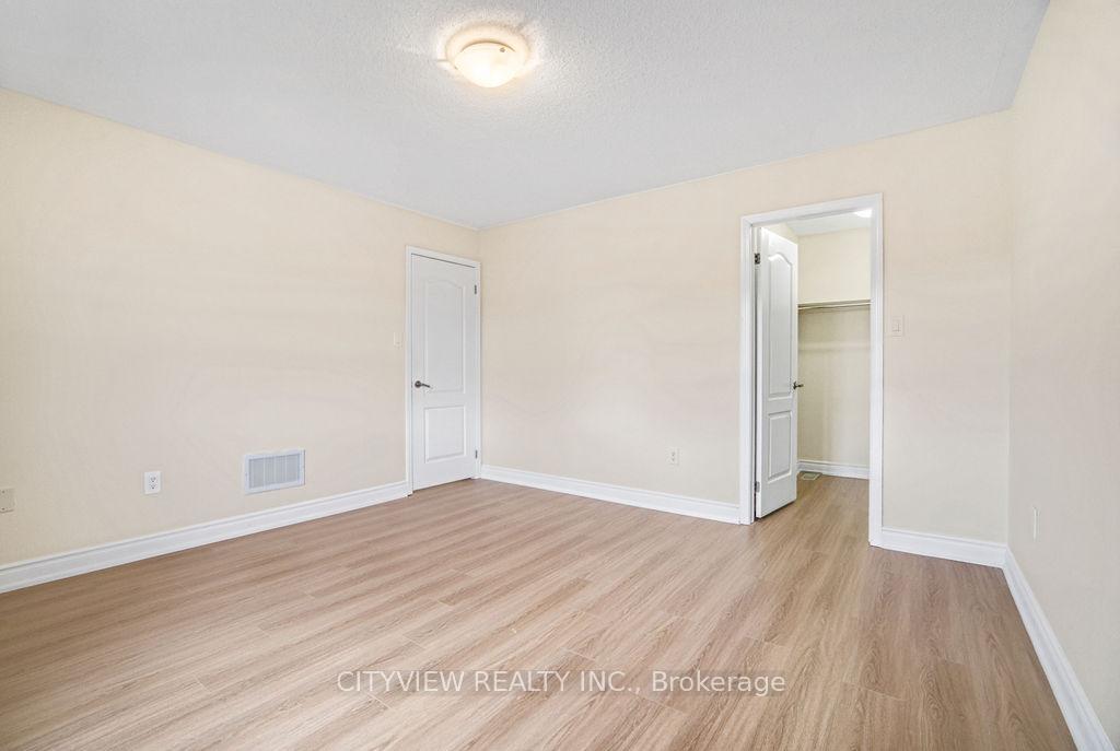 Photo 32 of 984 Dice Way E, Milton, Willmott — HOMEH
