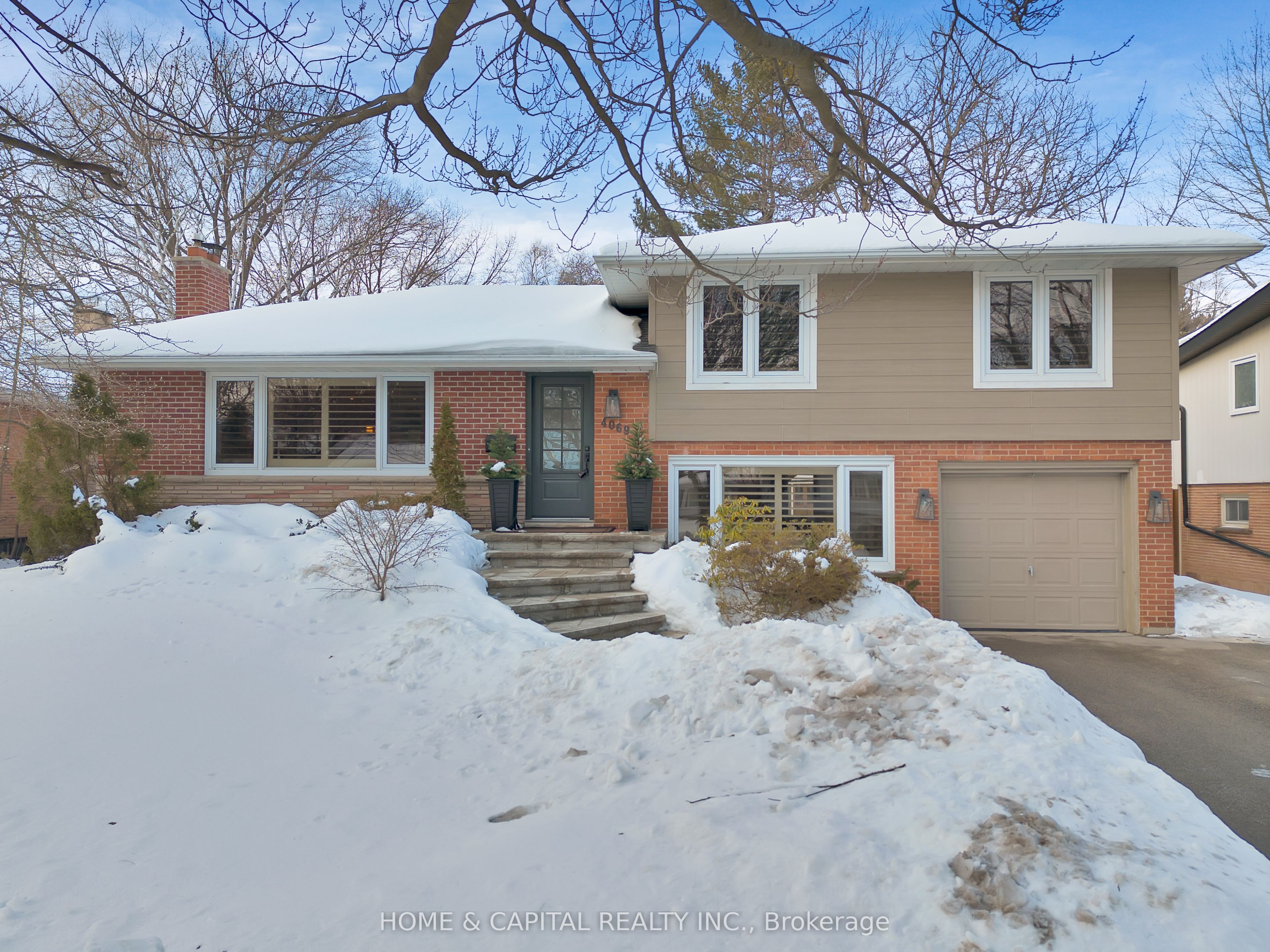 Photo 52 of 4069 Spruce Avenue, Burlington, Shoreacres — HOMEH