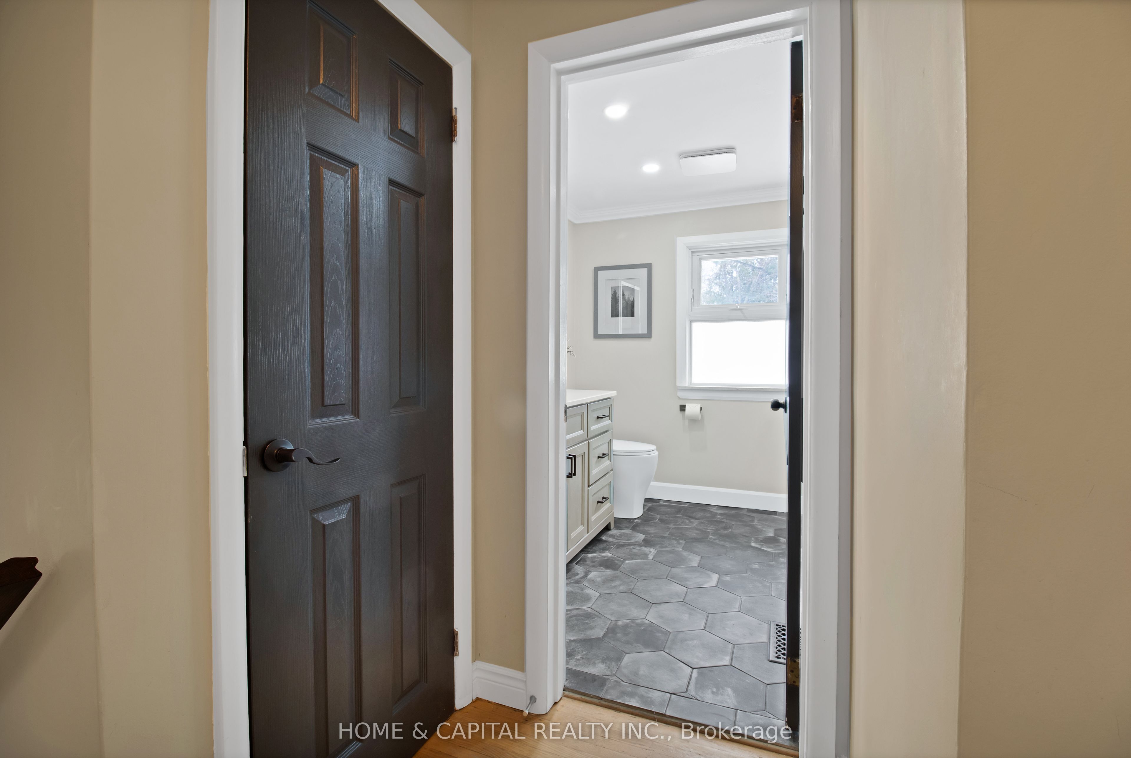 Photo 73 of 4069 Spruce Avenue, Burlington, Shoreacres — HOMEH