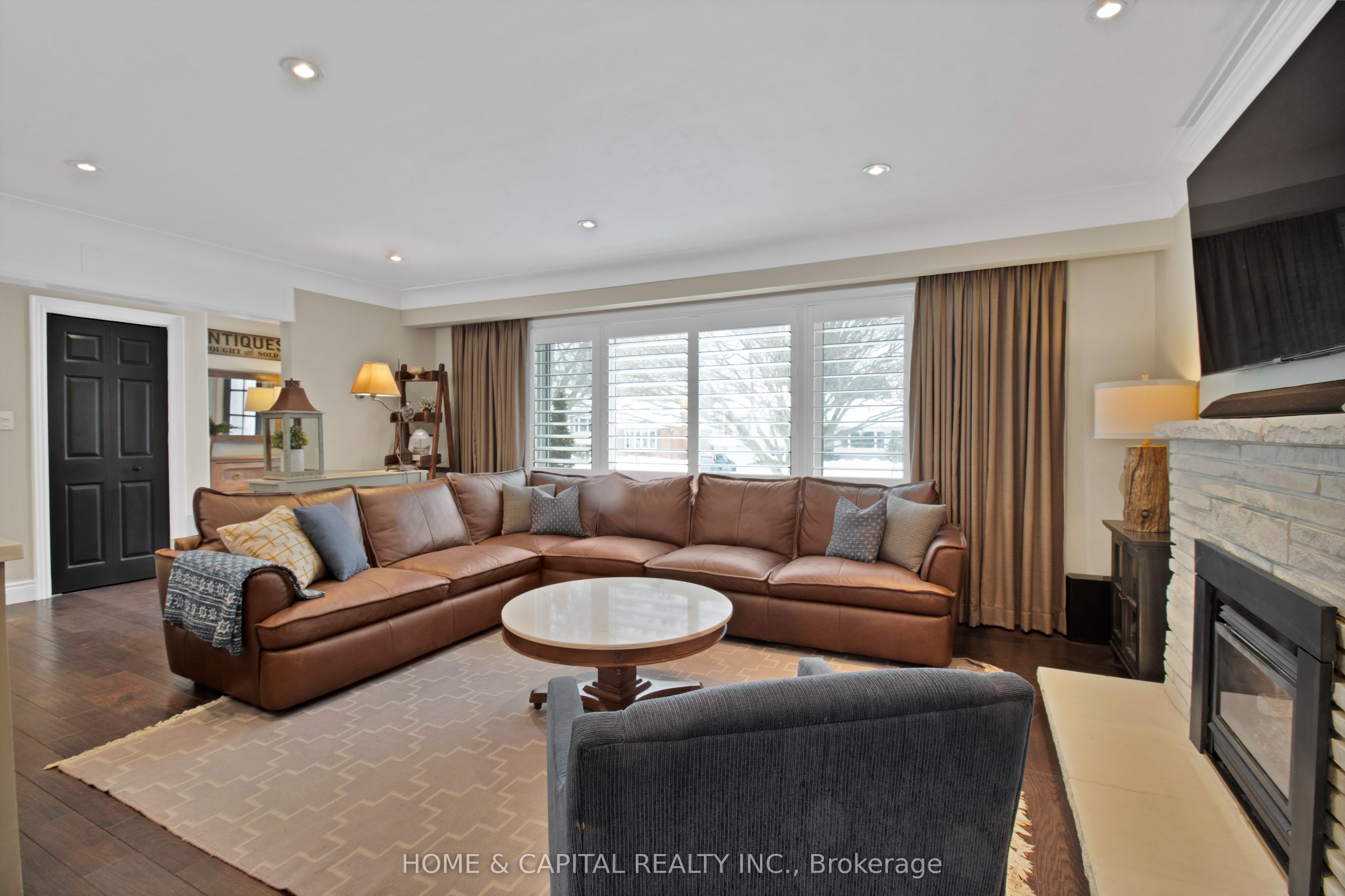 Photo 56 of 4069 Spruce Avenue, Burlington, Shoreacres — HOMEH