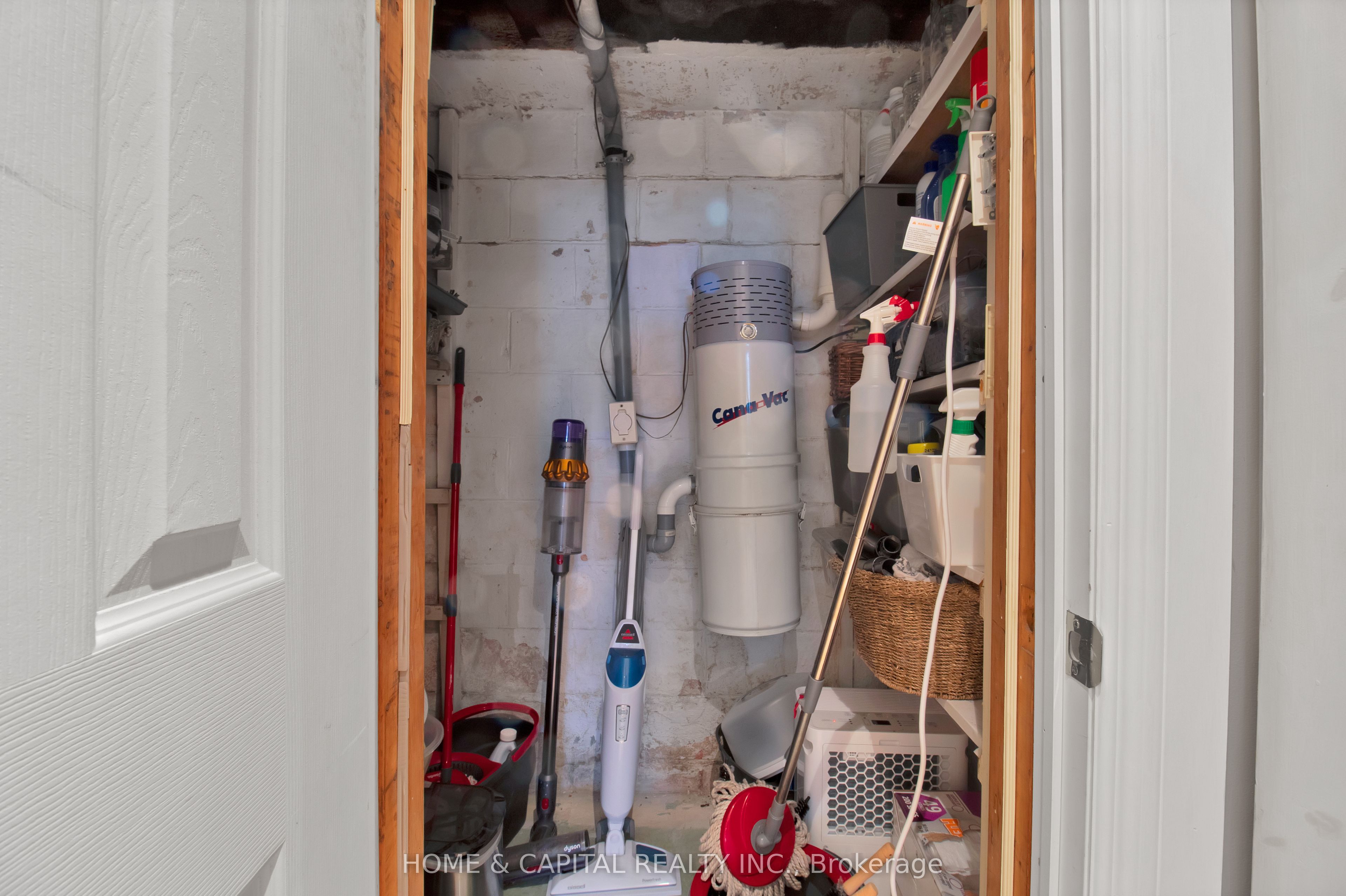 Photo 91 of 4069 Spruce Avenue, Burlington, Shoreacres — HOMEH