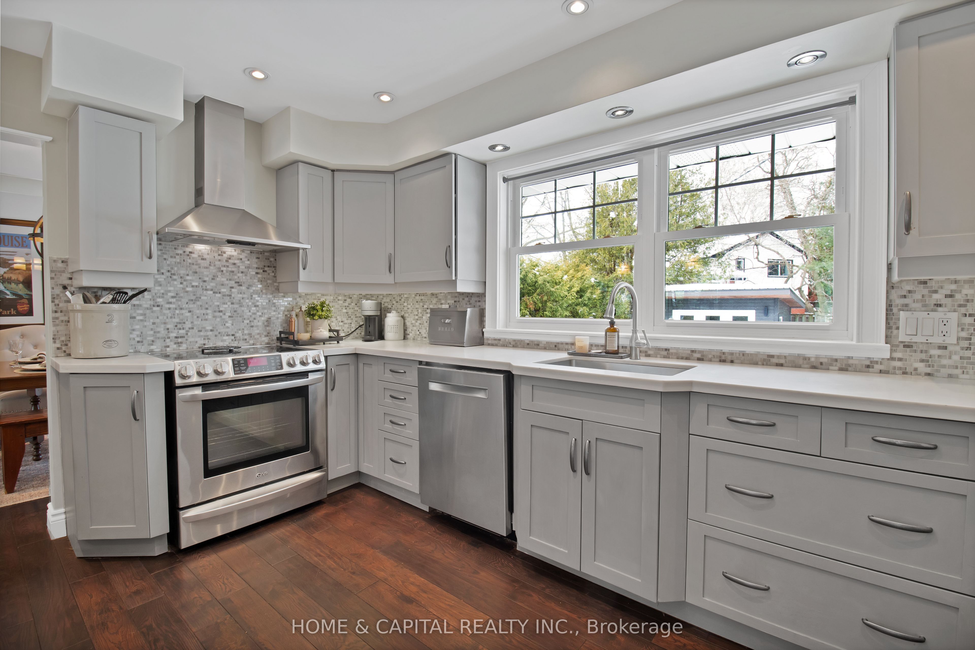 Photo 61 of 4069 Spruce Avenue, Burlington, Shoreacres — HOMEH