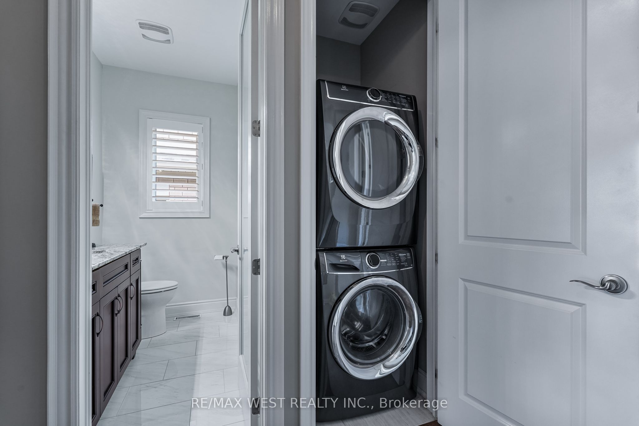Photo 76 of Unit 29, 109 Ridge Way, New Tecumseth, Alliston — HOMEH