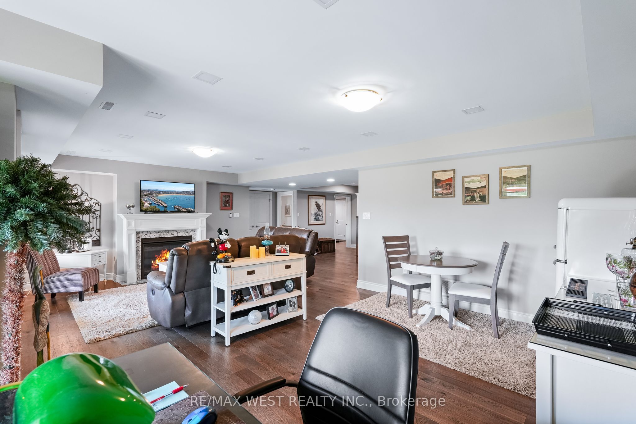 Photo 66 of Unit 29, 109 Ridge Way, New Tecumseth, Alliston — HOMEH