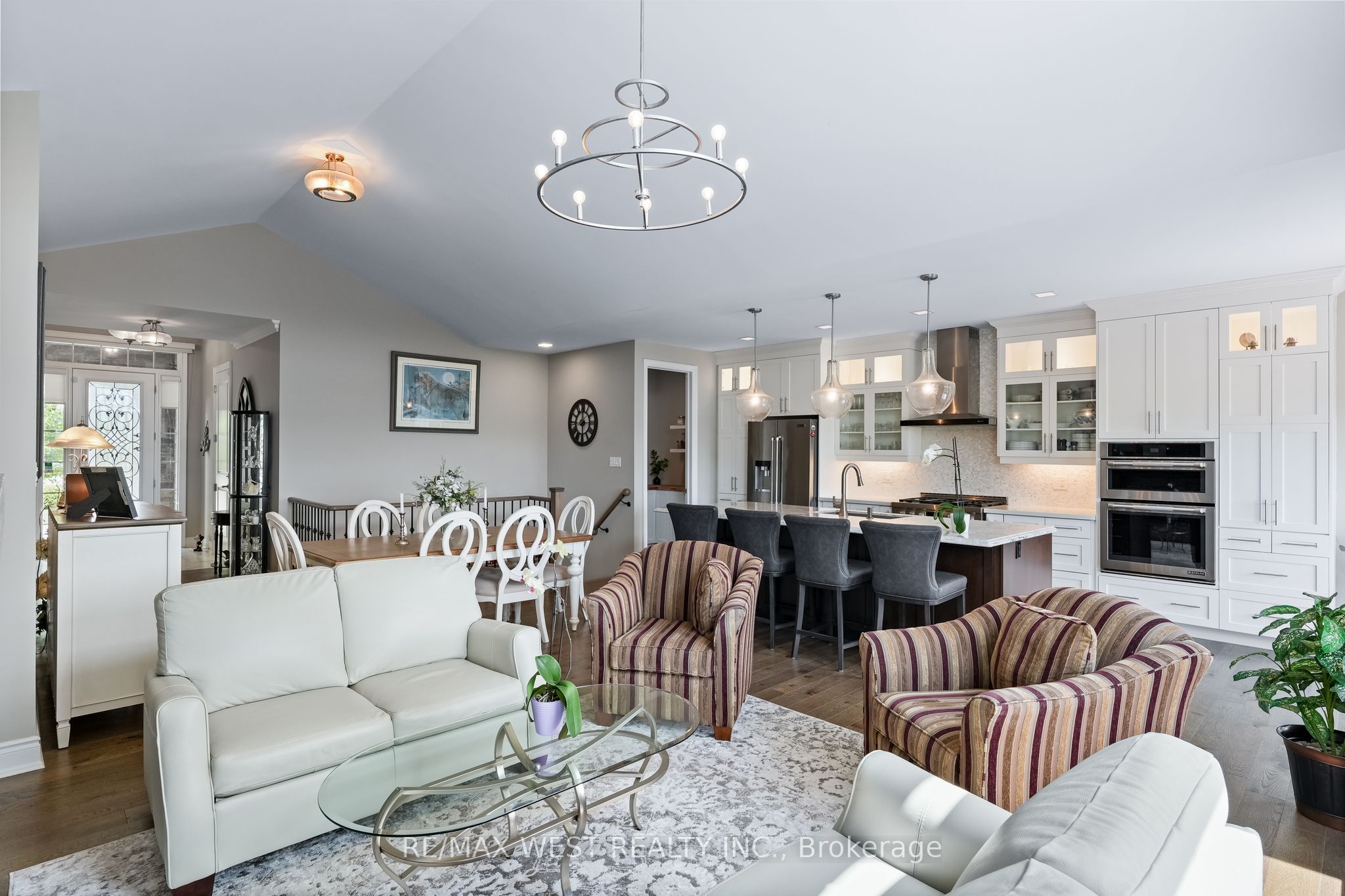 Photo 47 of Unit 29, 109 Ridge Way, New Tecumseth, Alliston — HOMEH
