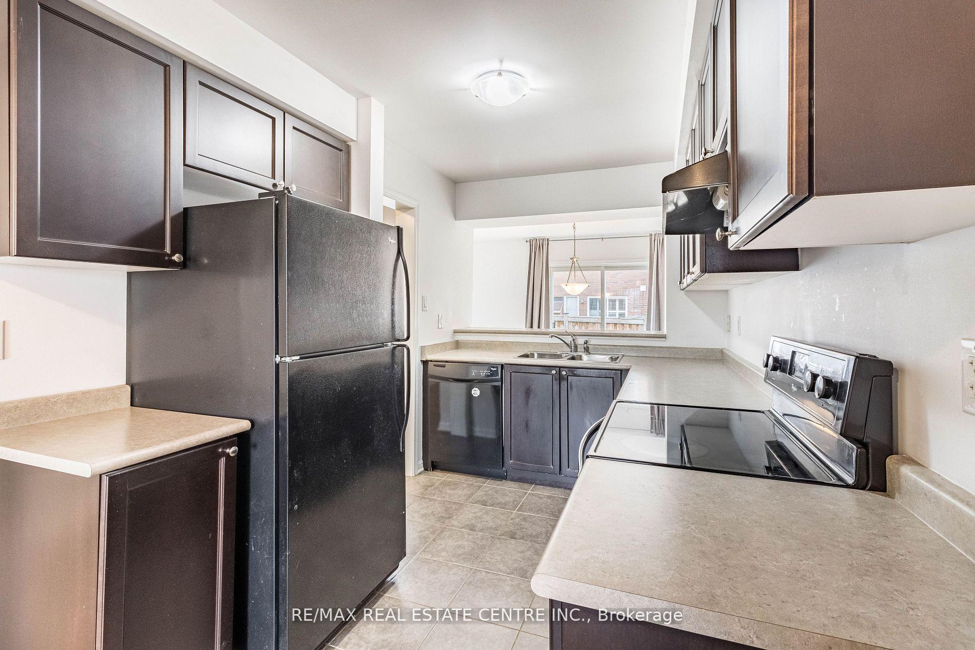 Photo 5 of 782 Johnson Heights, Milton, Coates — HOMEH