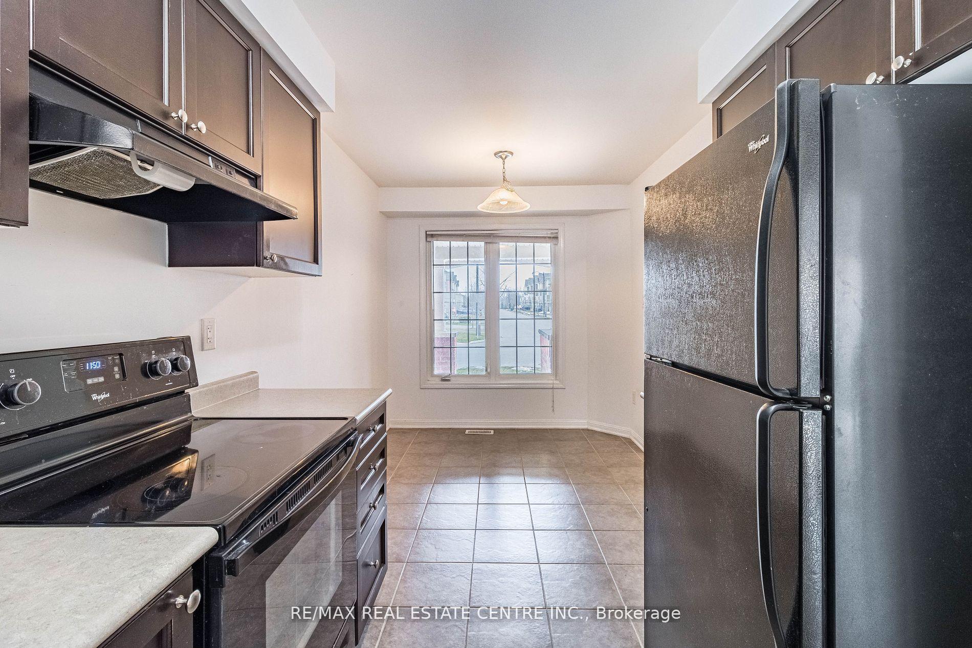 Photo 7 of 782 Johnson Heights, Milton, Coates — HOMEH
