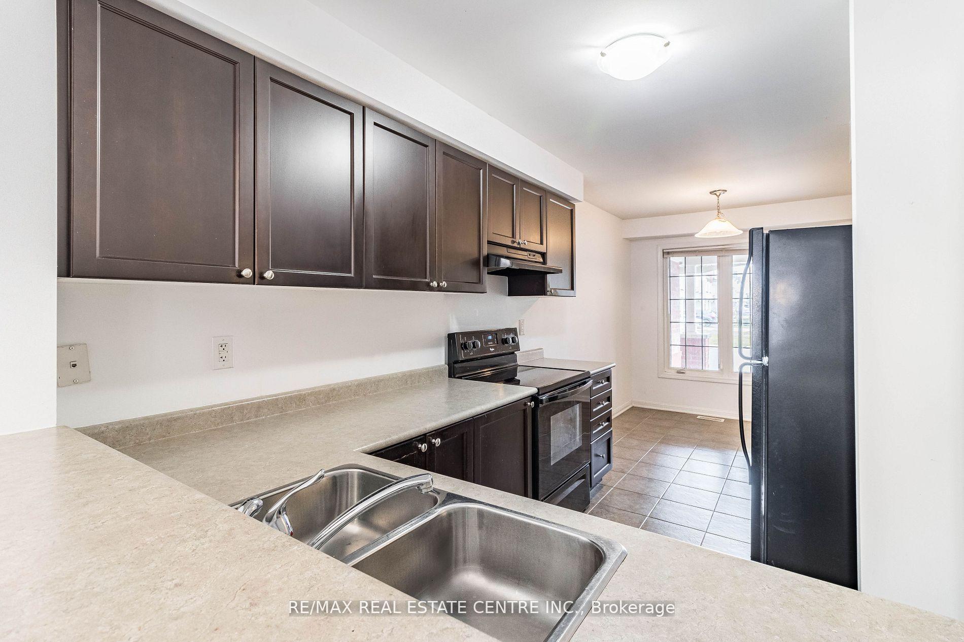 Photo 9 of 782 Johnson Heights, Milton, Coates — HOMEH