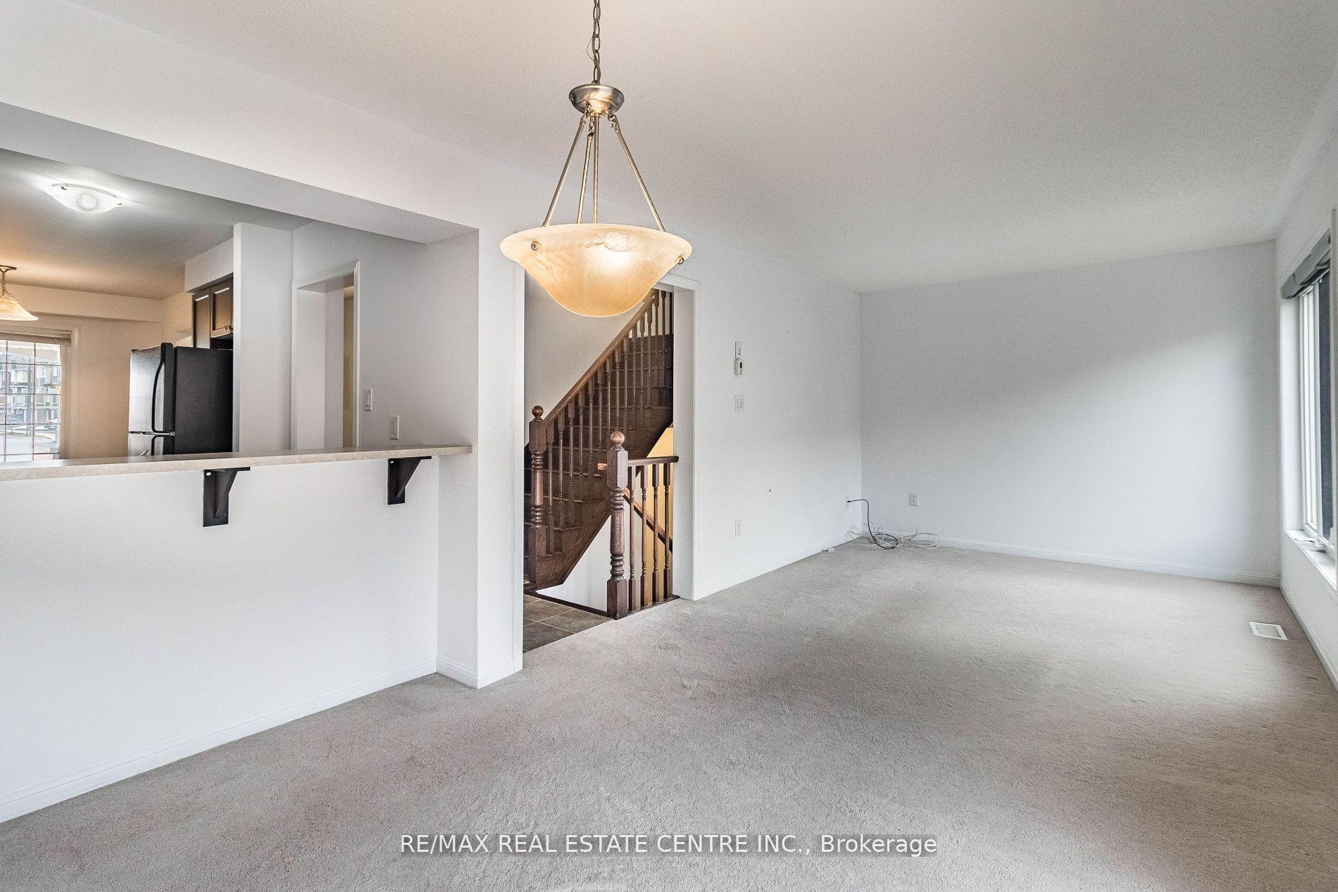 Photo 12 of 782 Johnson Heights, Milton, Coates — HOMEH