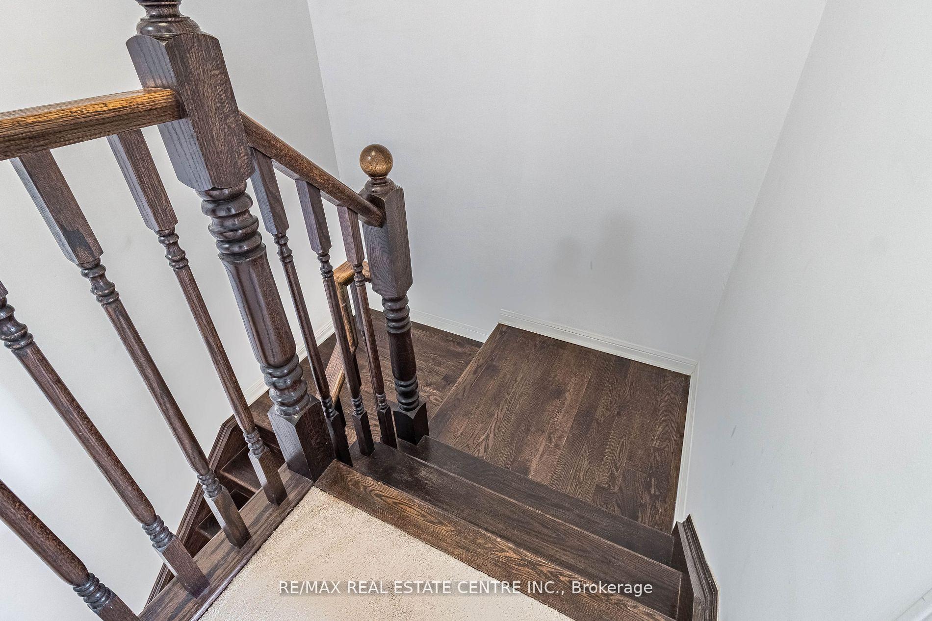 Photo 17 of 782 Johnson Heights, Milton, Coates — HOMEH