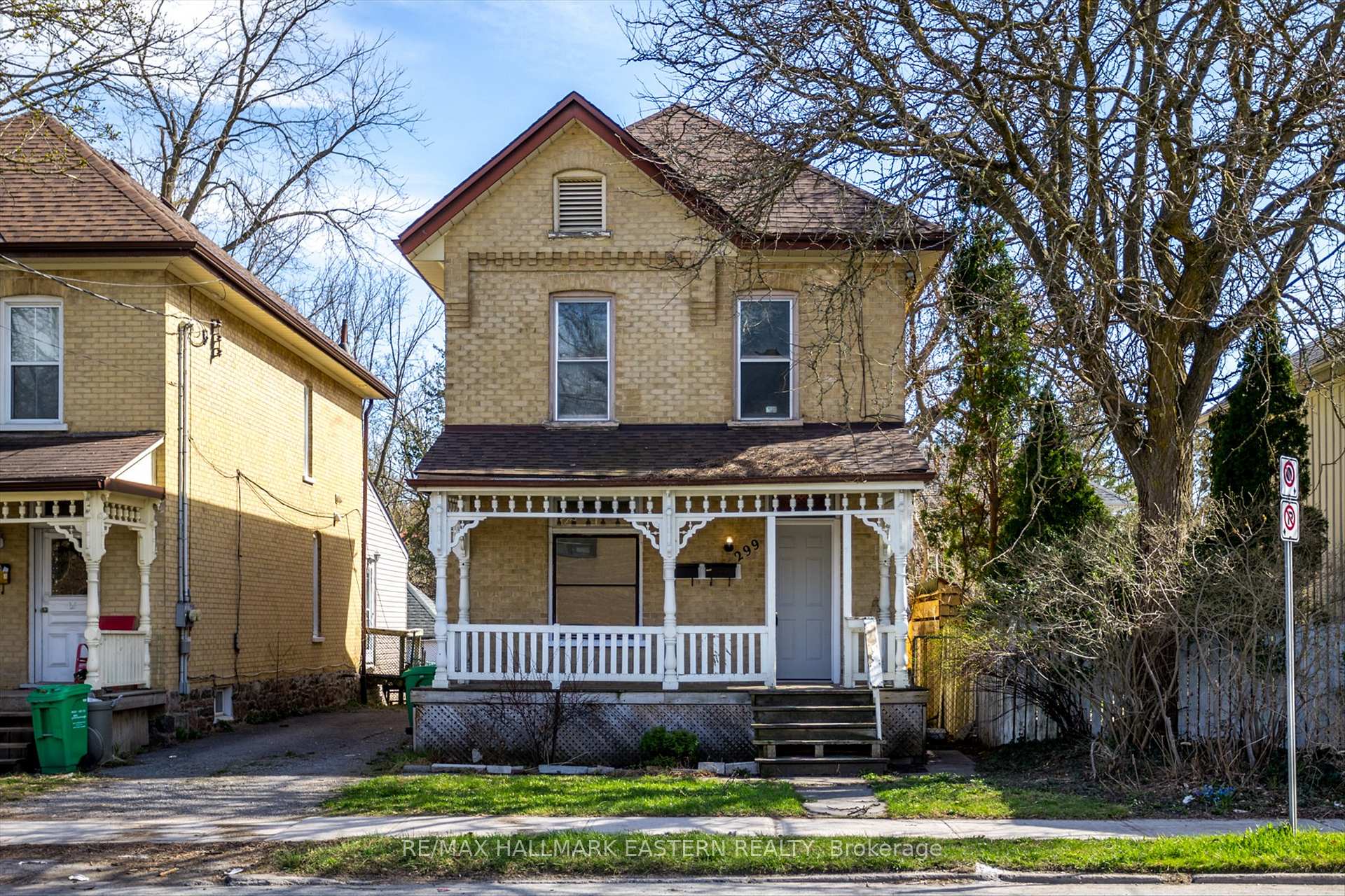 Front of 299 McDonnel Street