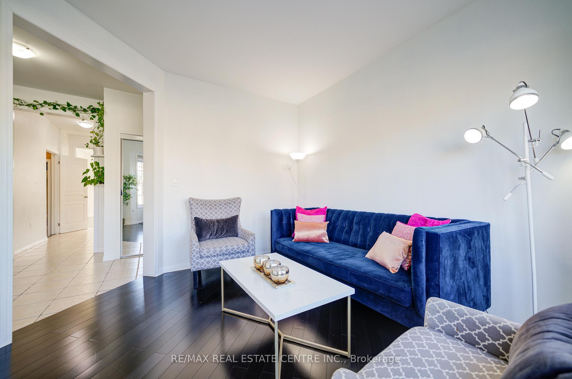 Photo 5 of Unit Upper, 732 Scott Boulevard, Milton, Harrison — HOMEH