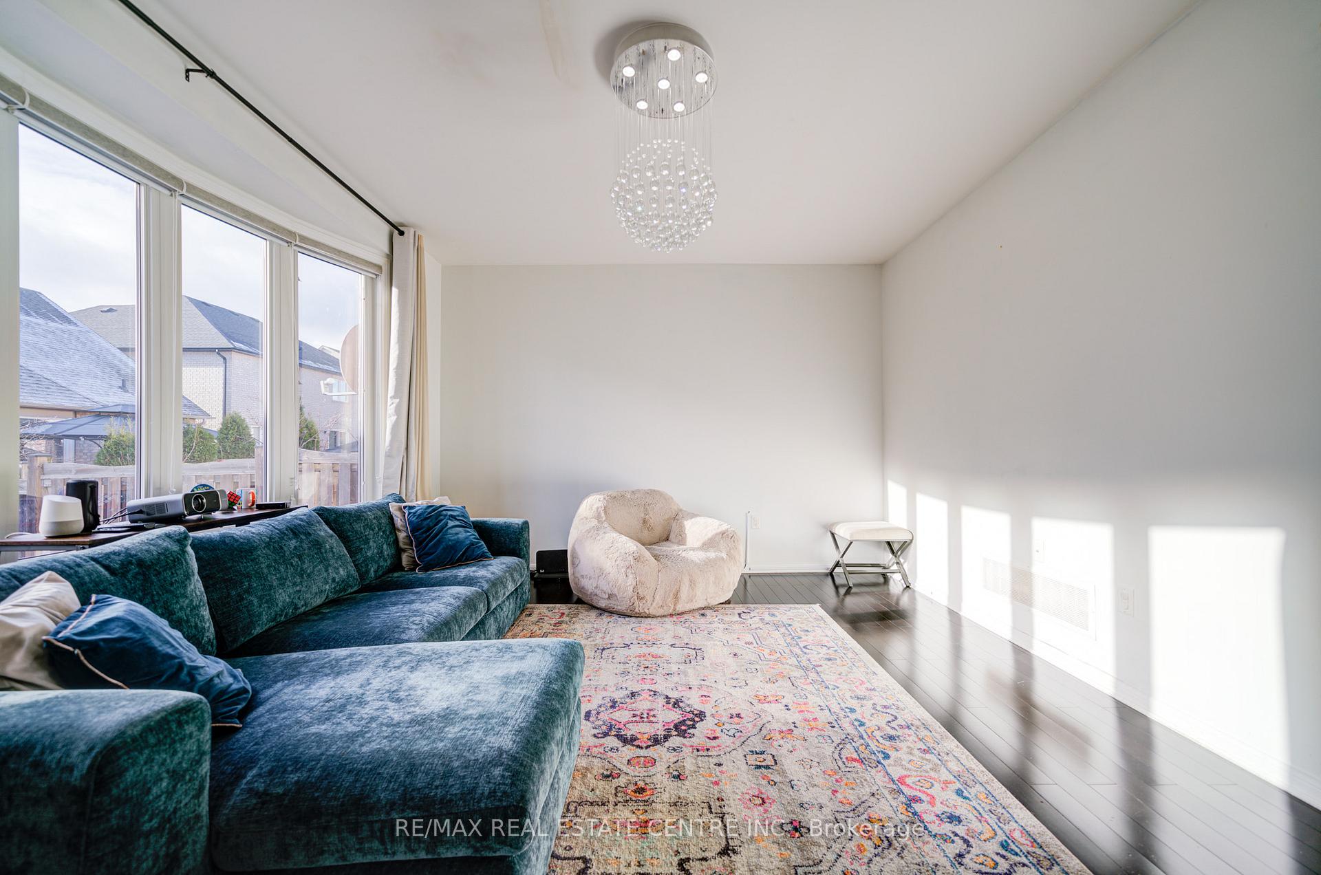 Photo 11 of Unit Upper, 732 Scott Boulevard, Milton, Harrison — HOMEH