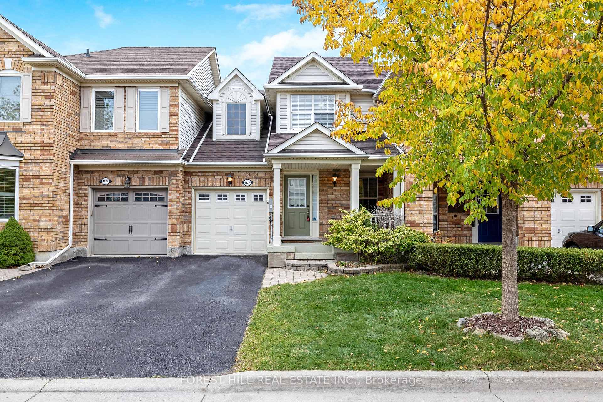 Front of 1637 Stover Crescent