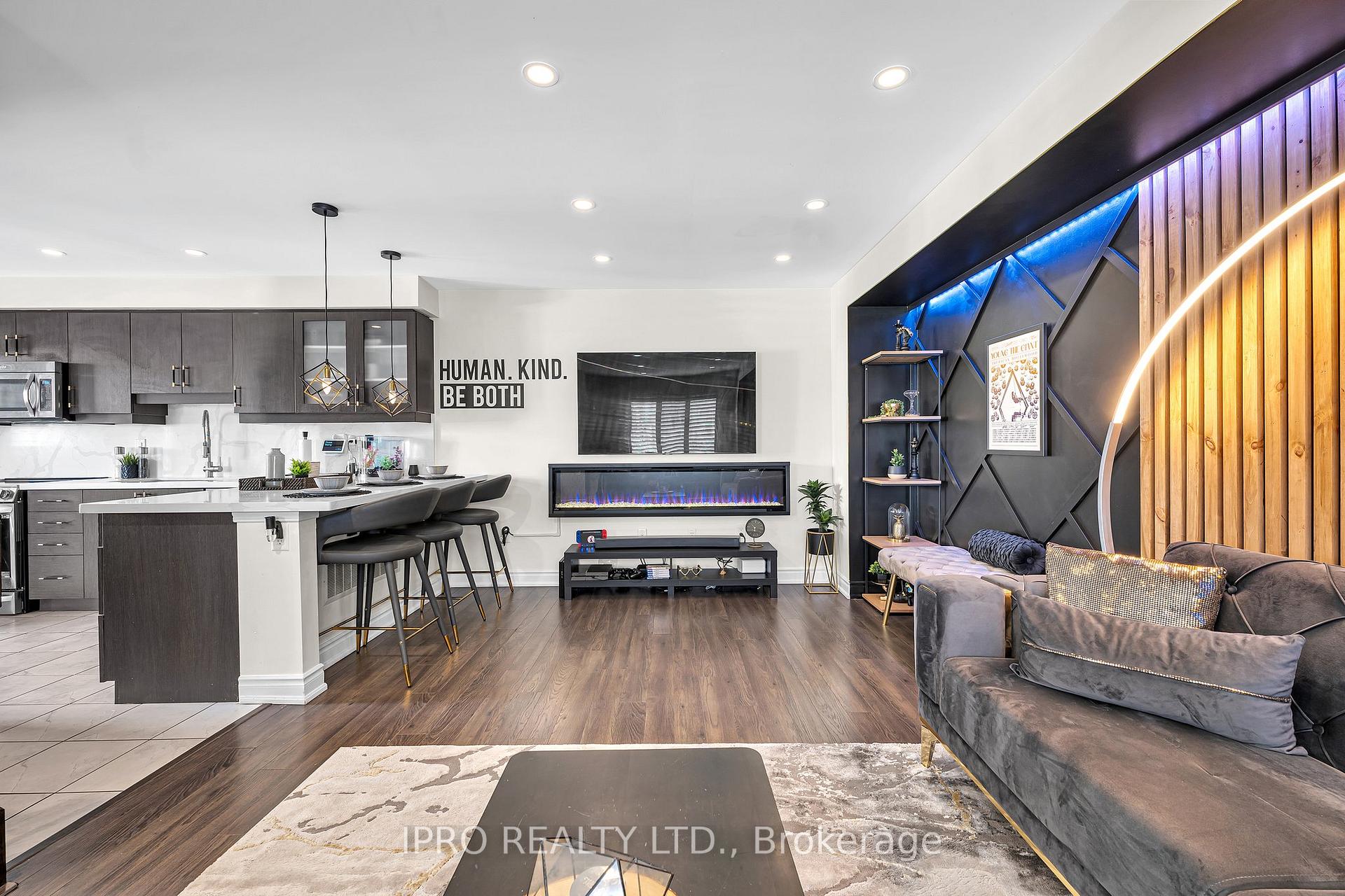 Photo 8 of 1637 LeBlanc Court, Milton, Ford — HOMEH