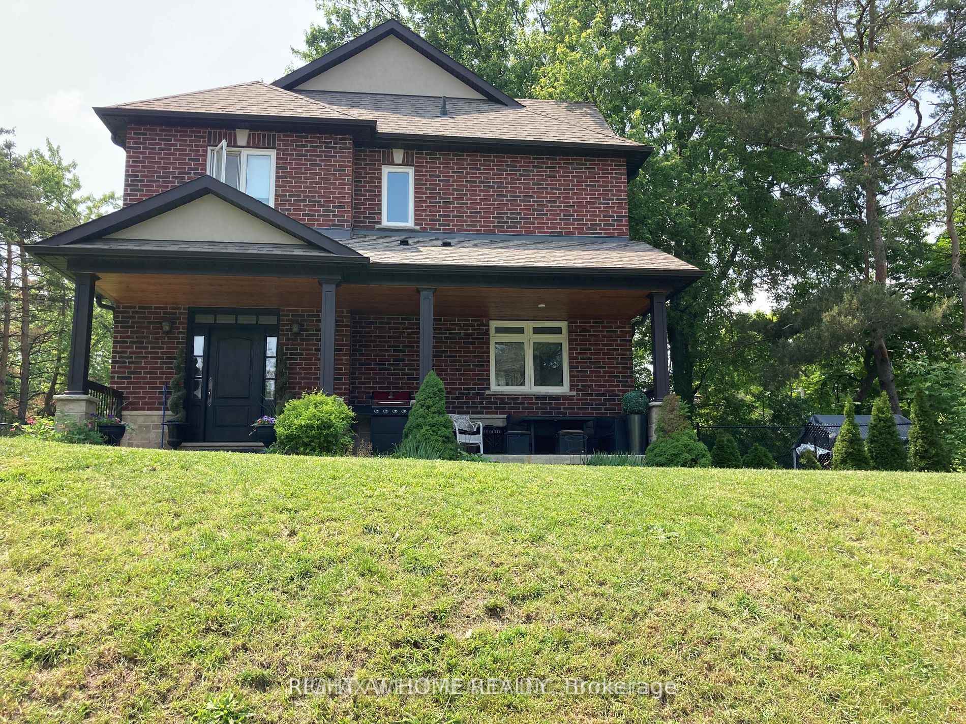 Photo 1 of 125 Ridge Road, Aurora, Aurora Estates — HOMEH