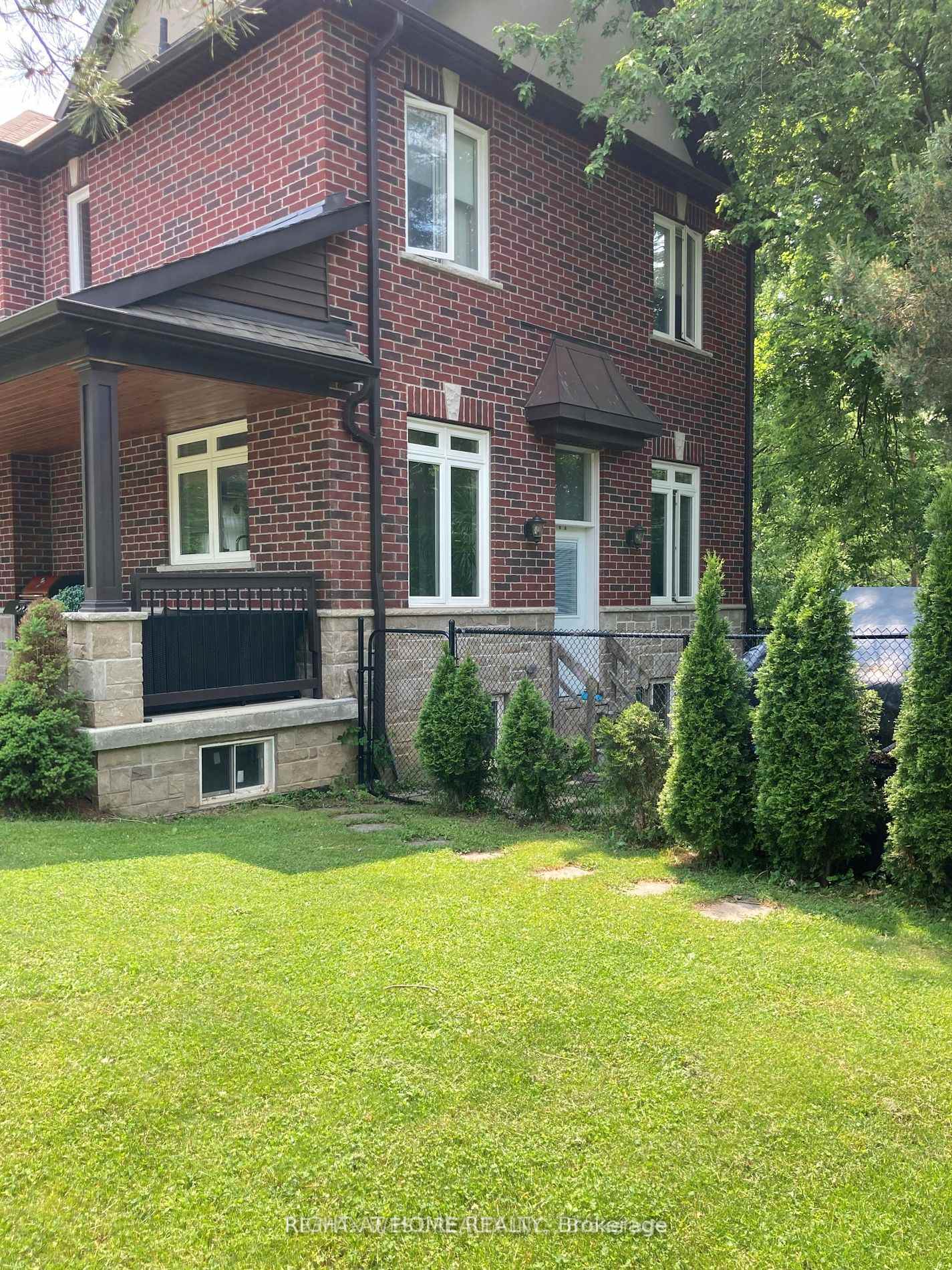 Photo 6 of 125 Ridge Road, Aurora, Aurora Estates — HOMEH