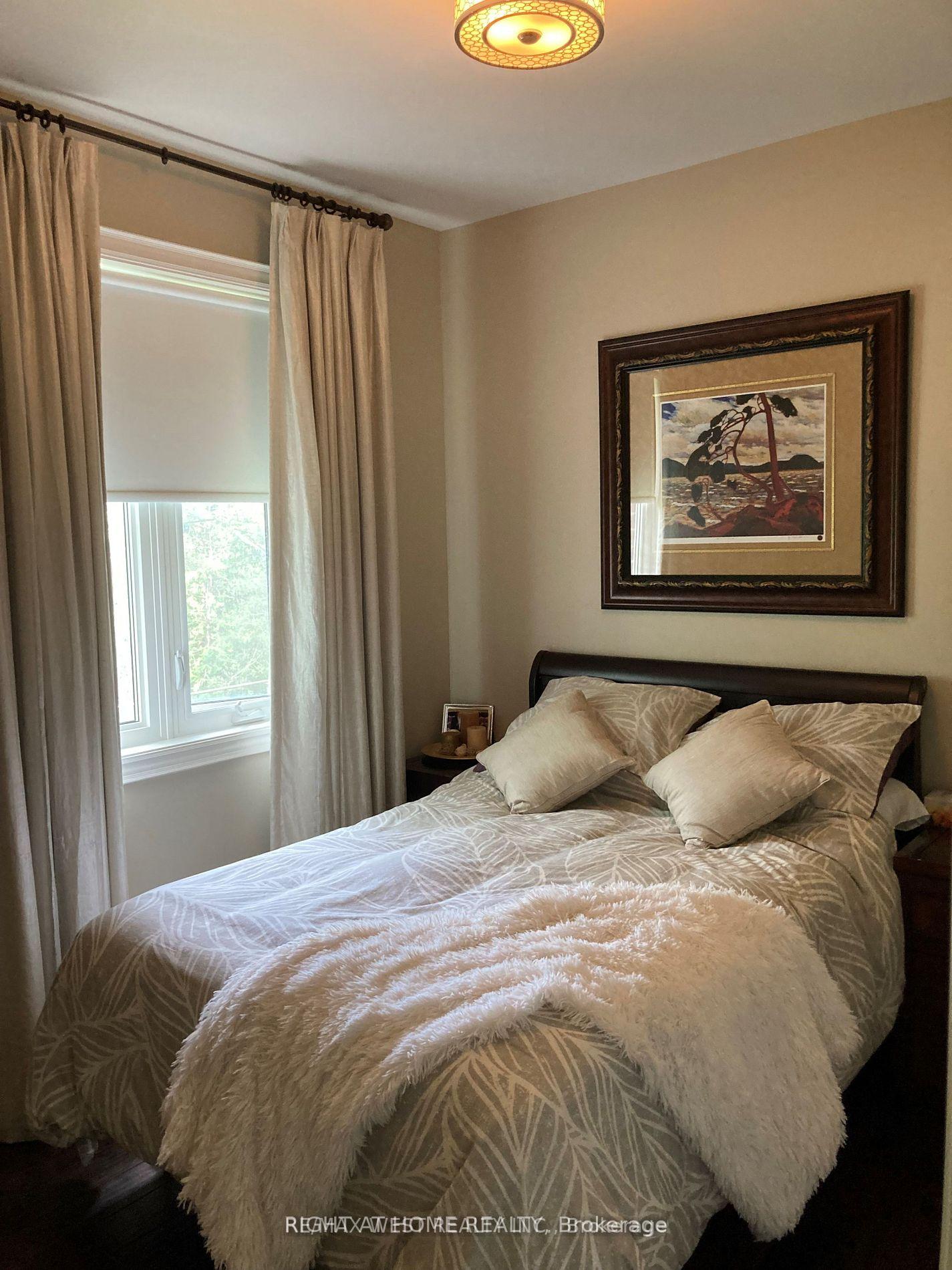 Photo 15 of 125 Ridge Road, Aurora, Aurora Estates — HOMEH