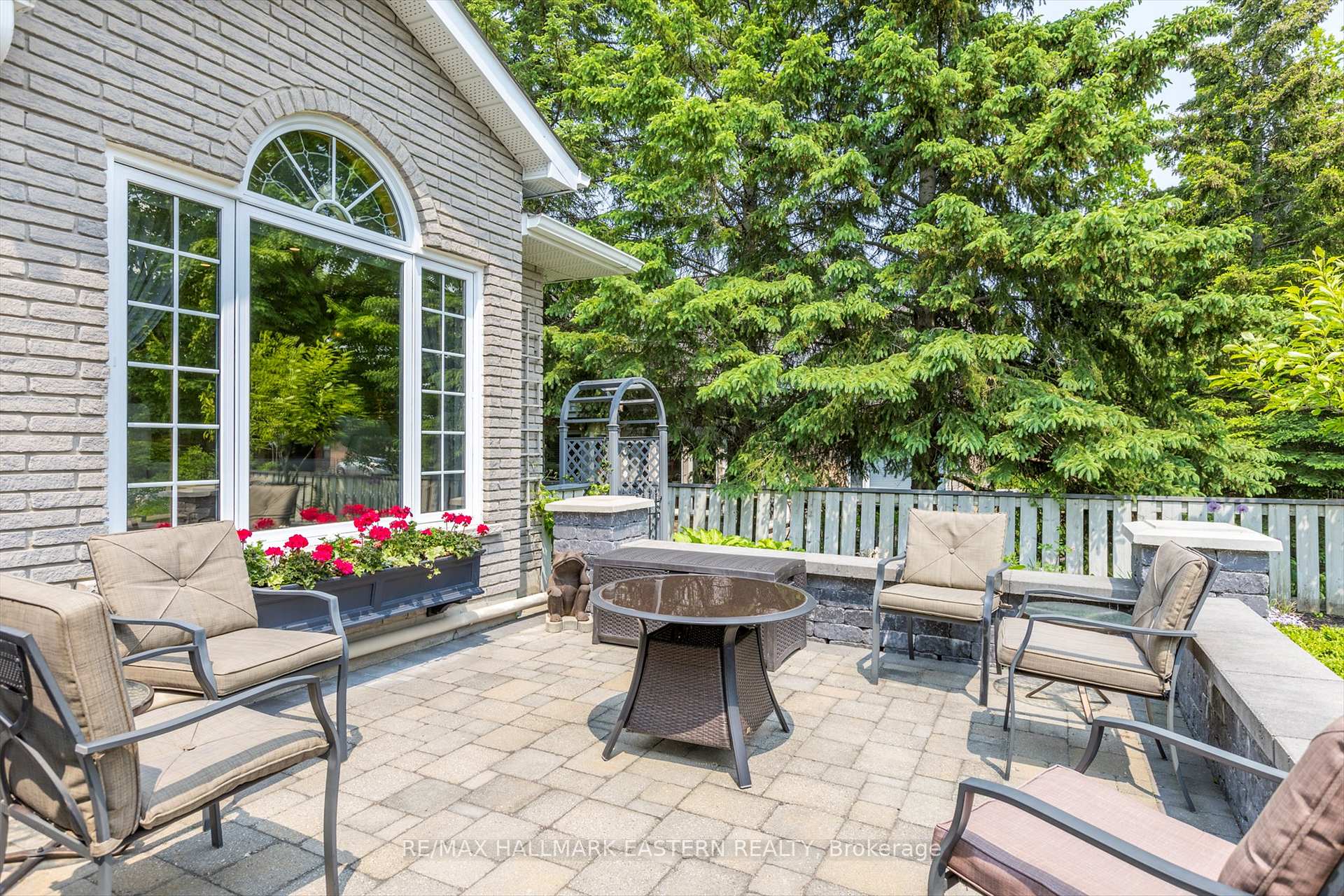 Photo 5 of 1886 Cherryhill Road, Peterborough, Monaghan Ward 2 — HOMEH