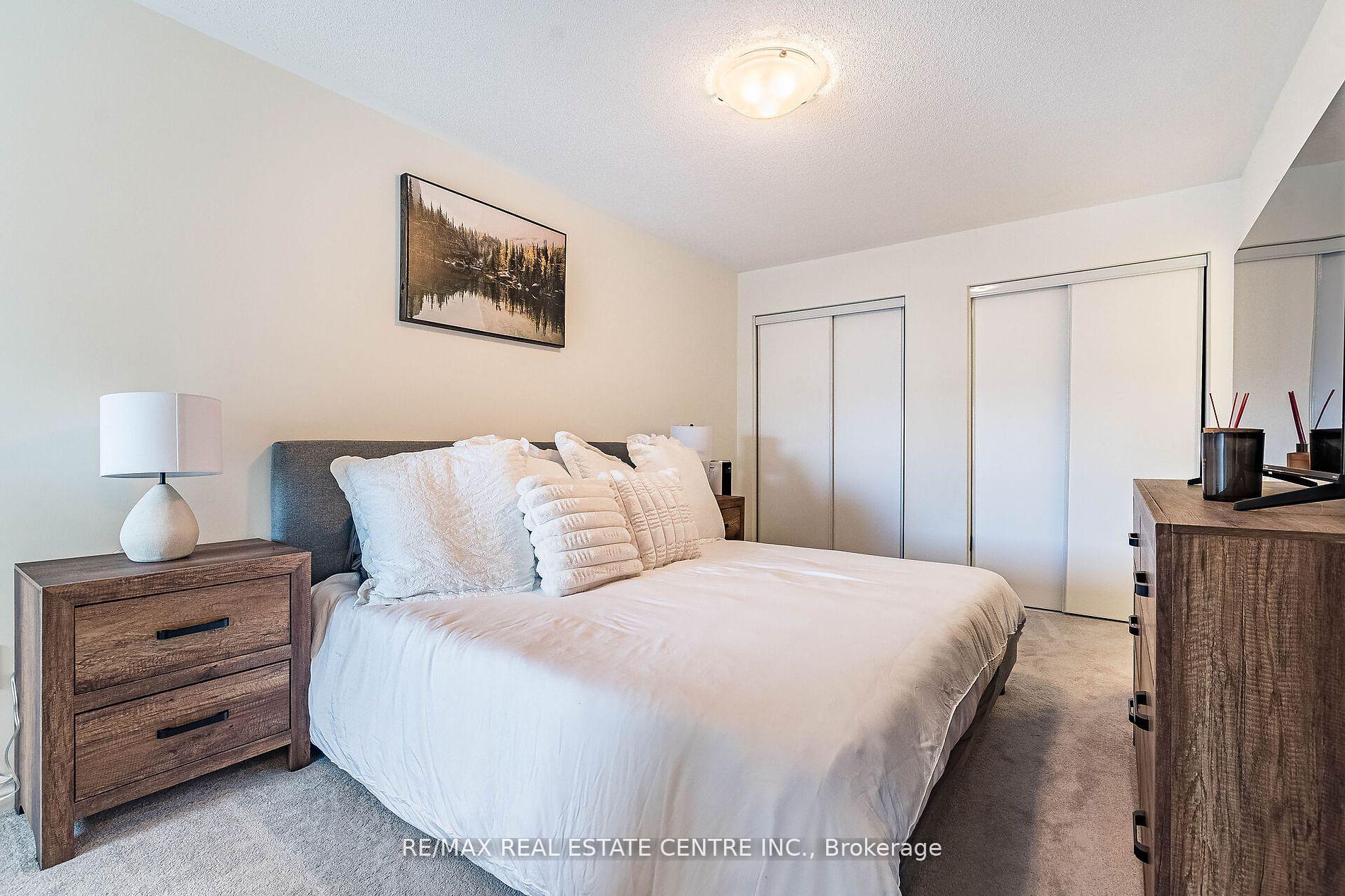 Photo 31 of 1141 Duignan Crescent, Milton, Ford — HOMEH