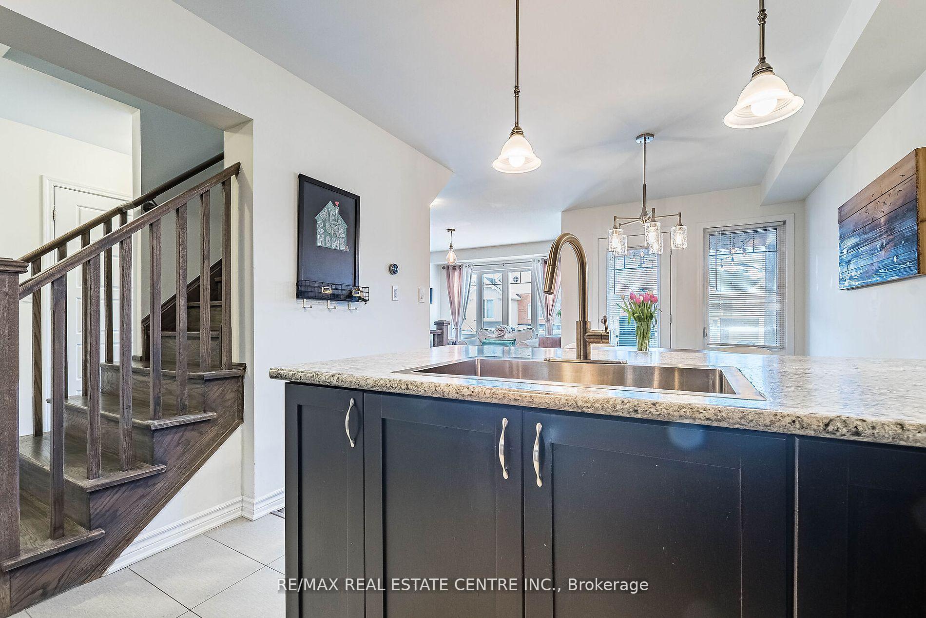 Photo 35 of 1141 Duignan Crescent, Milton, Ford — HOMEH