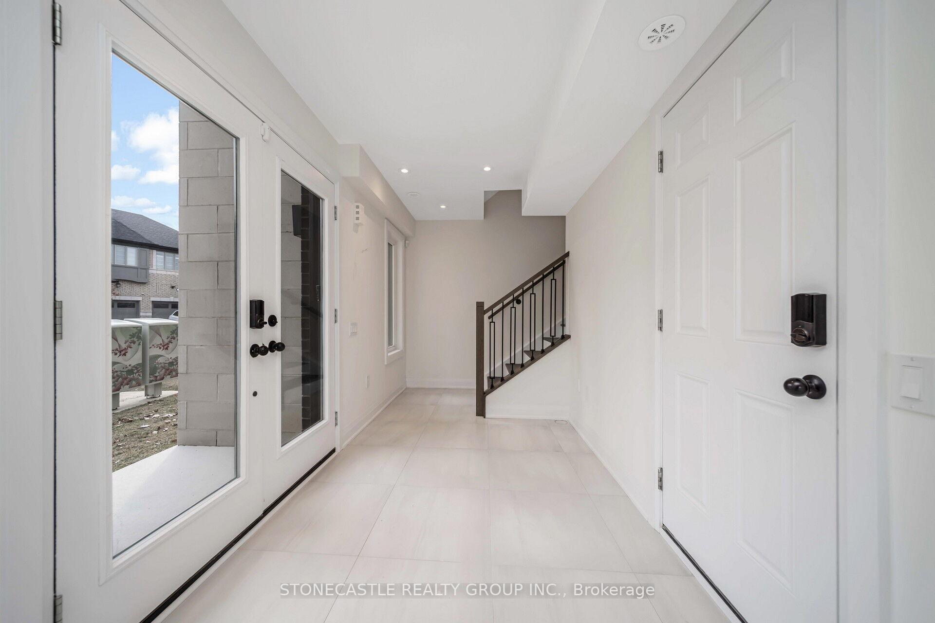 Photo 3 of 1385 Clarriage Court, Milton, Ford — HOMEH
