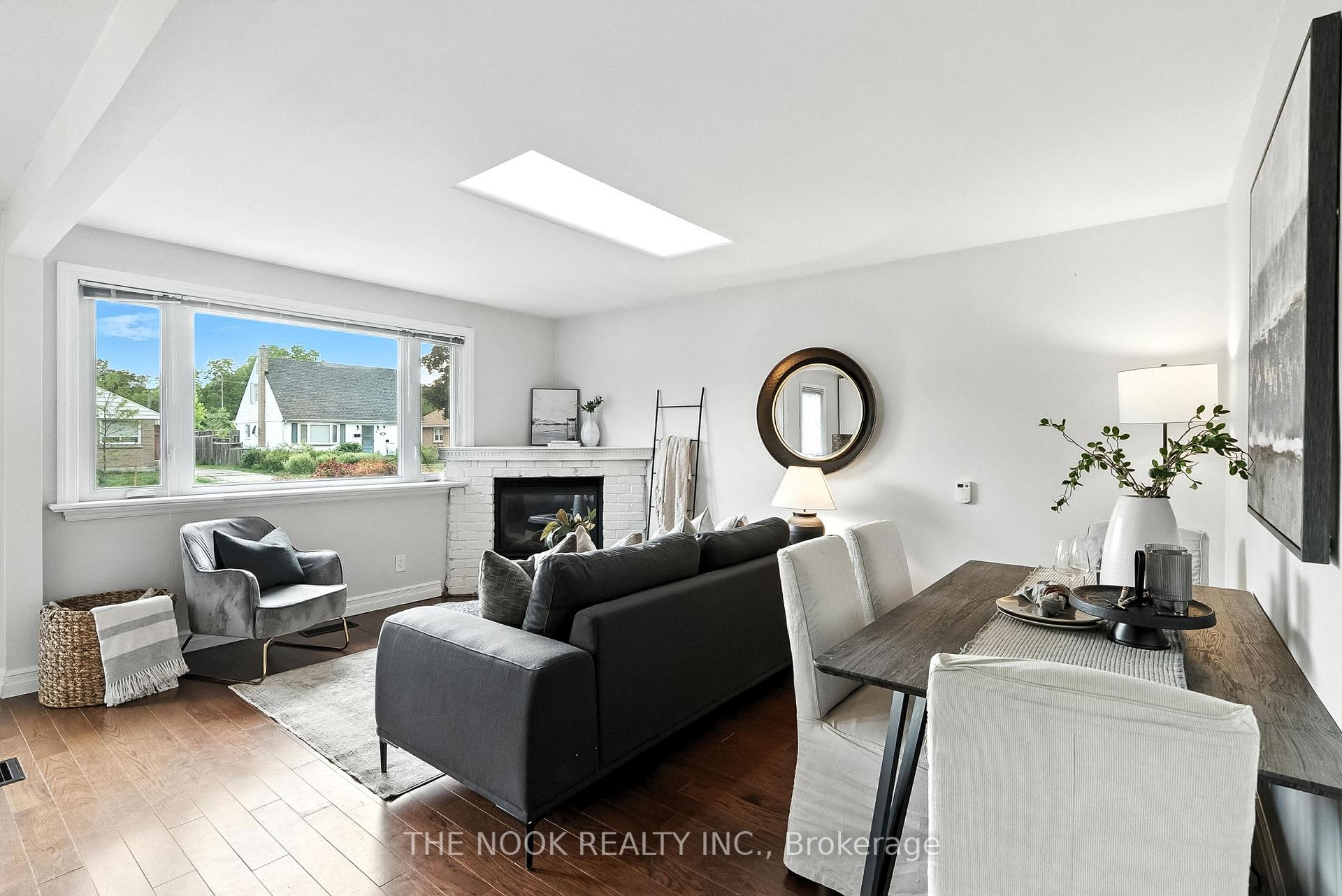 Photo 10 of 818 Nicholls Street, Peterborough, Northcrest Ward 5 — HOMEH
