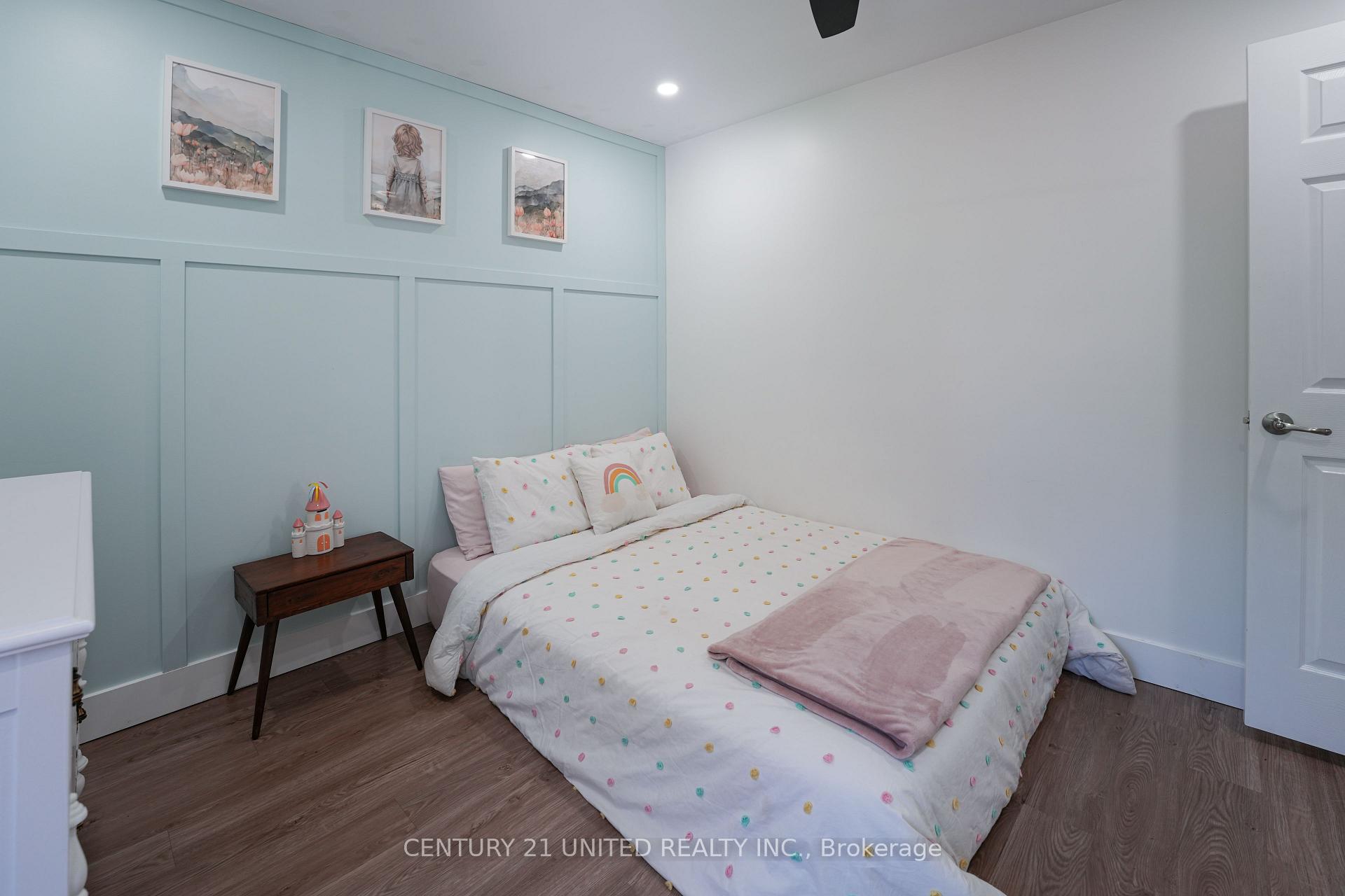 Photo 15 of 548 Douglas Avenue, Peterborough, Town Ward 3 — HOMEH