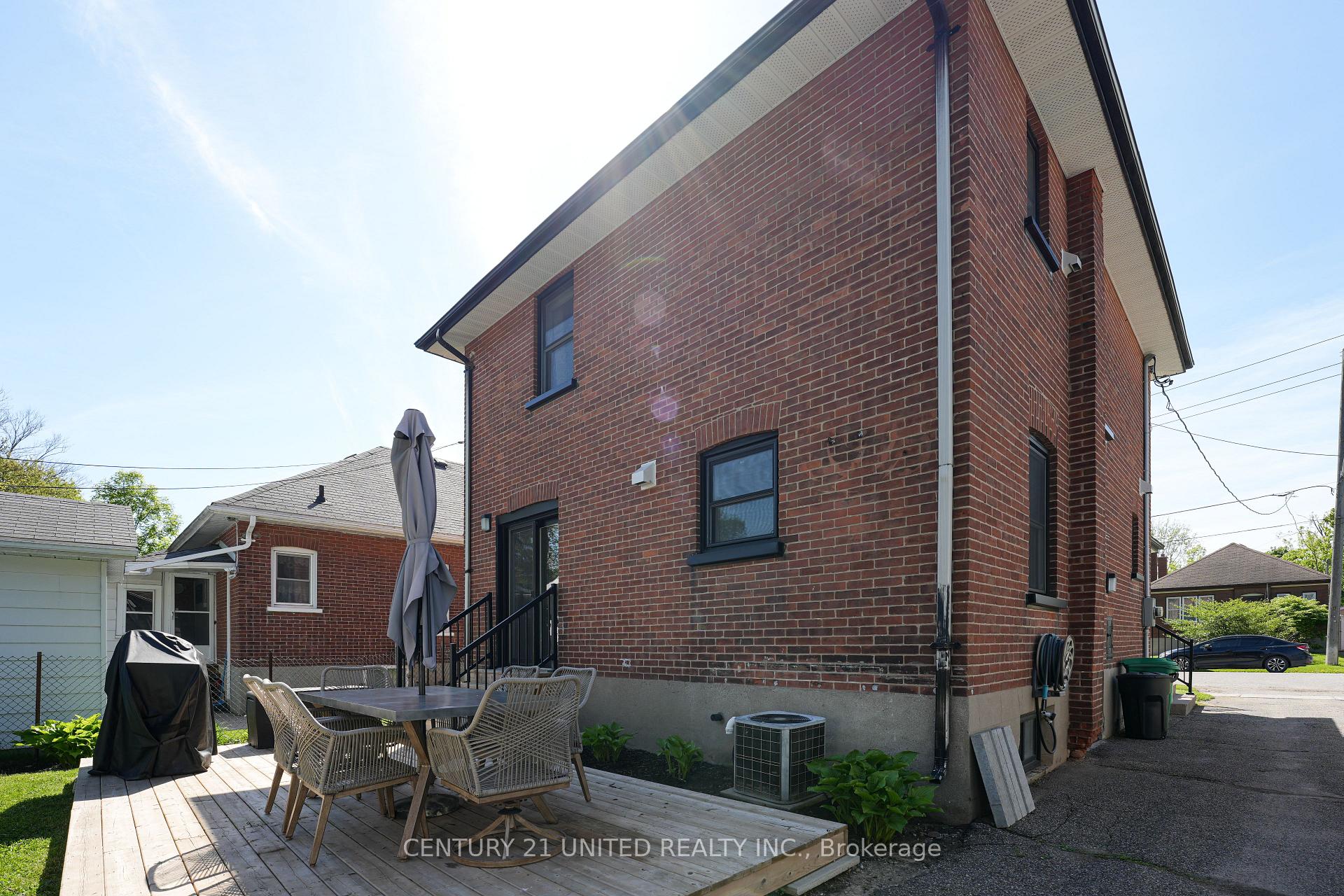 Photo 19 of 548 Douglas Avenue, Peterborough, Town Ward 3 — HOMEH