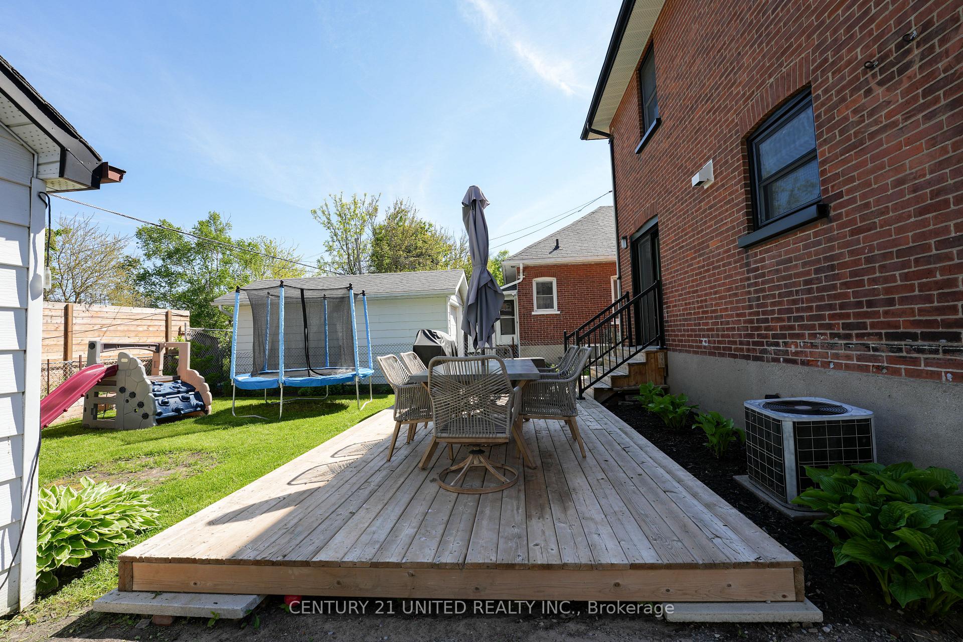Photo 21 of 548 Douglas Avenue, Peterborough, Town Ward 3 — HOMEH