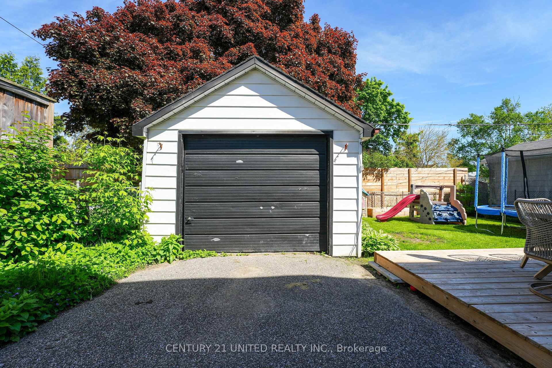 Photo 23 of 548 Douglas Avenue, Peterborough, Town Ward 3 — HOMEH