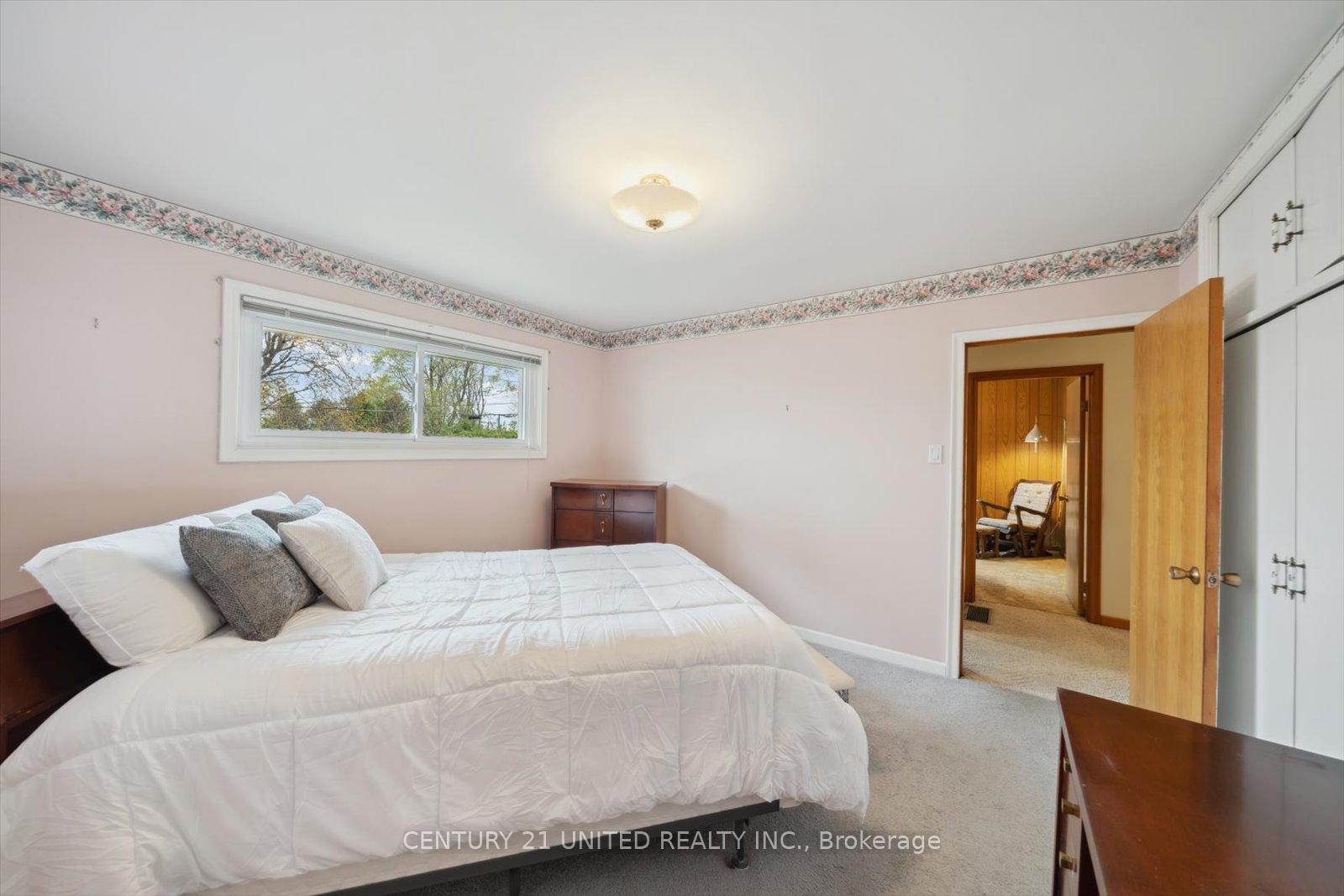 Photo 32 of 980 Oriole Drive, Peterborough, Northcrest Ward 5 — HOMEH