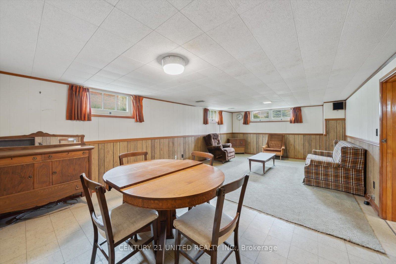 Photo 35 of 980 Oriole Drive, Peterborough, Northcrest Ward 5 — HOMEH