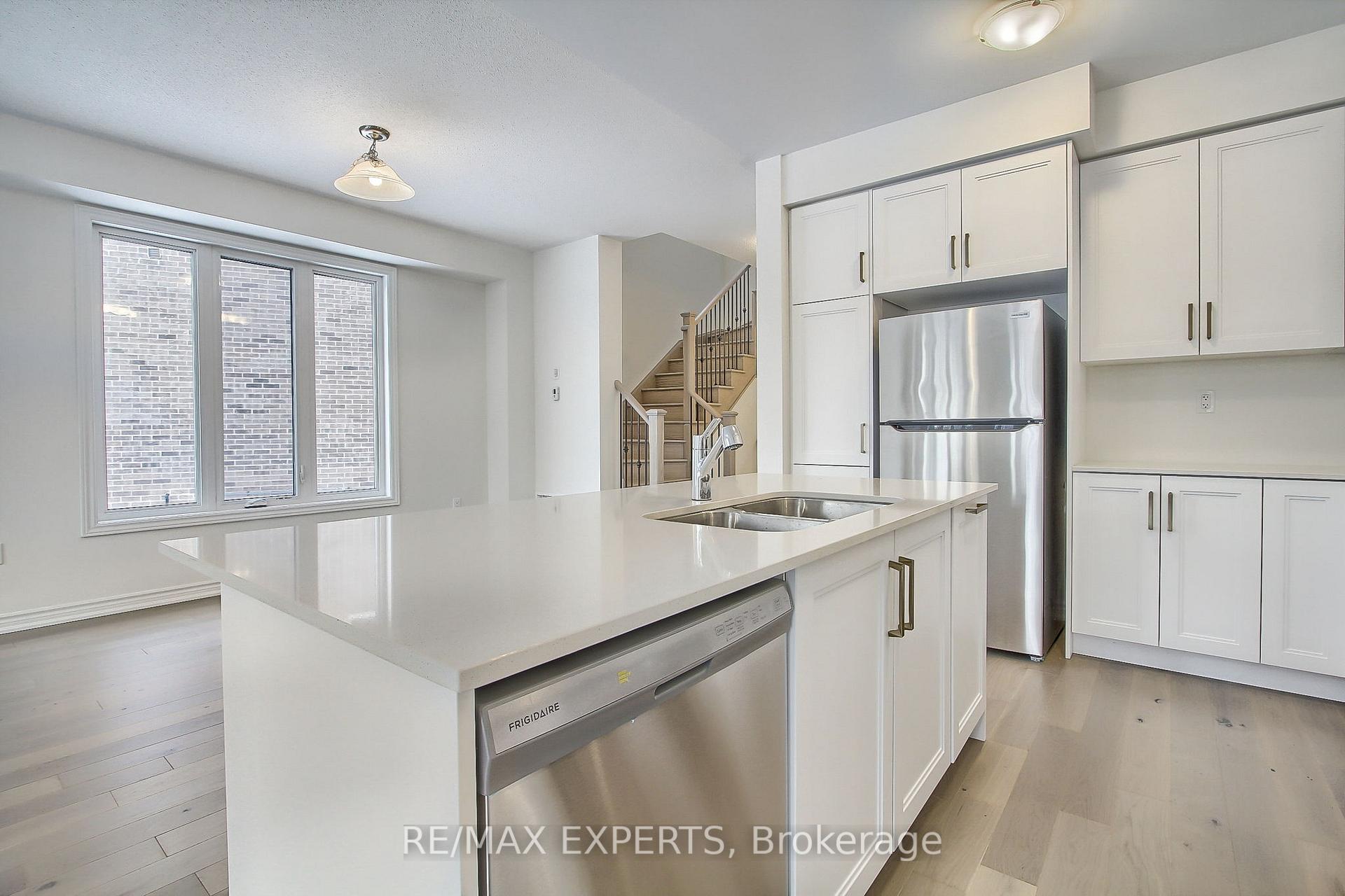 Photo 7 of 557 Celandine Terrace, Milton, Walker — HOMEH