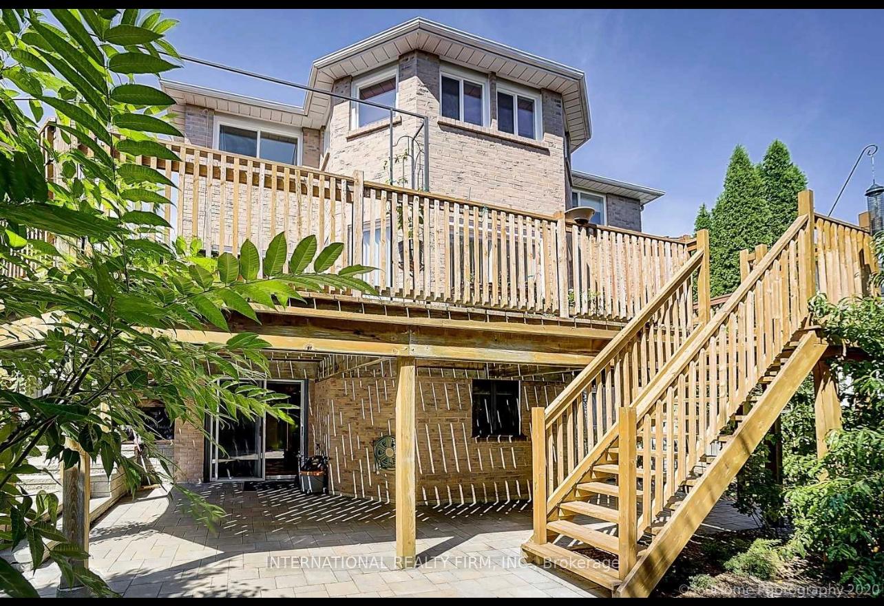 Photo 5 of Unit Basement, 141 Kemano Road, Aurora, Aurora Heights — HOMEH
