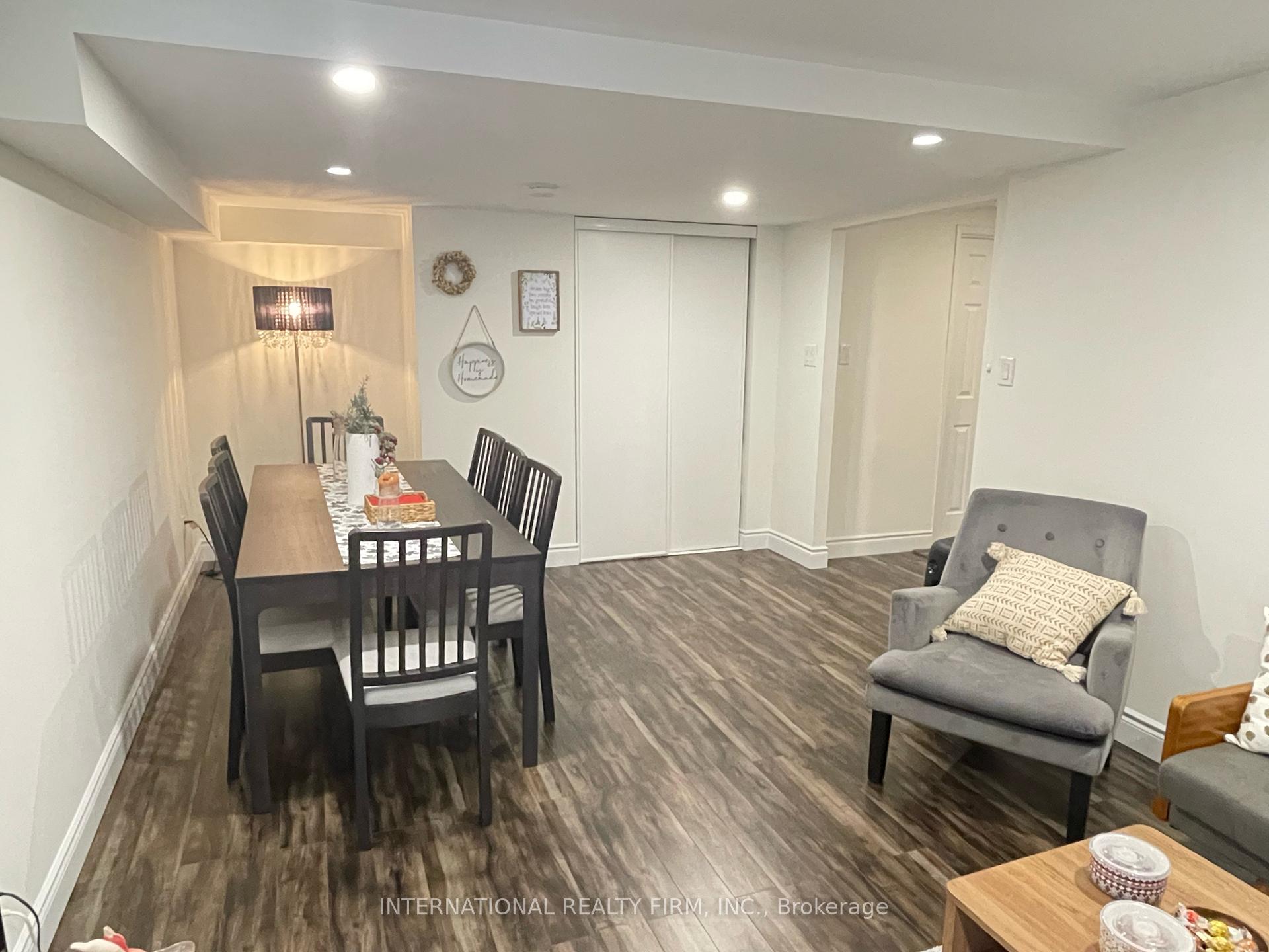 Photo 8 of Unit Basement, 141 Kemano Road, Aurora, Aurora Heights — HOMEH