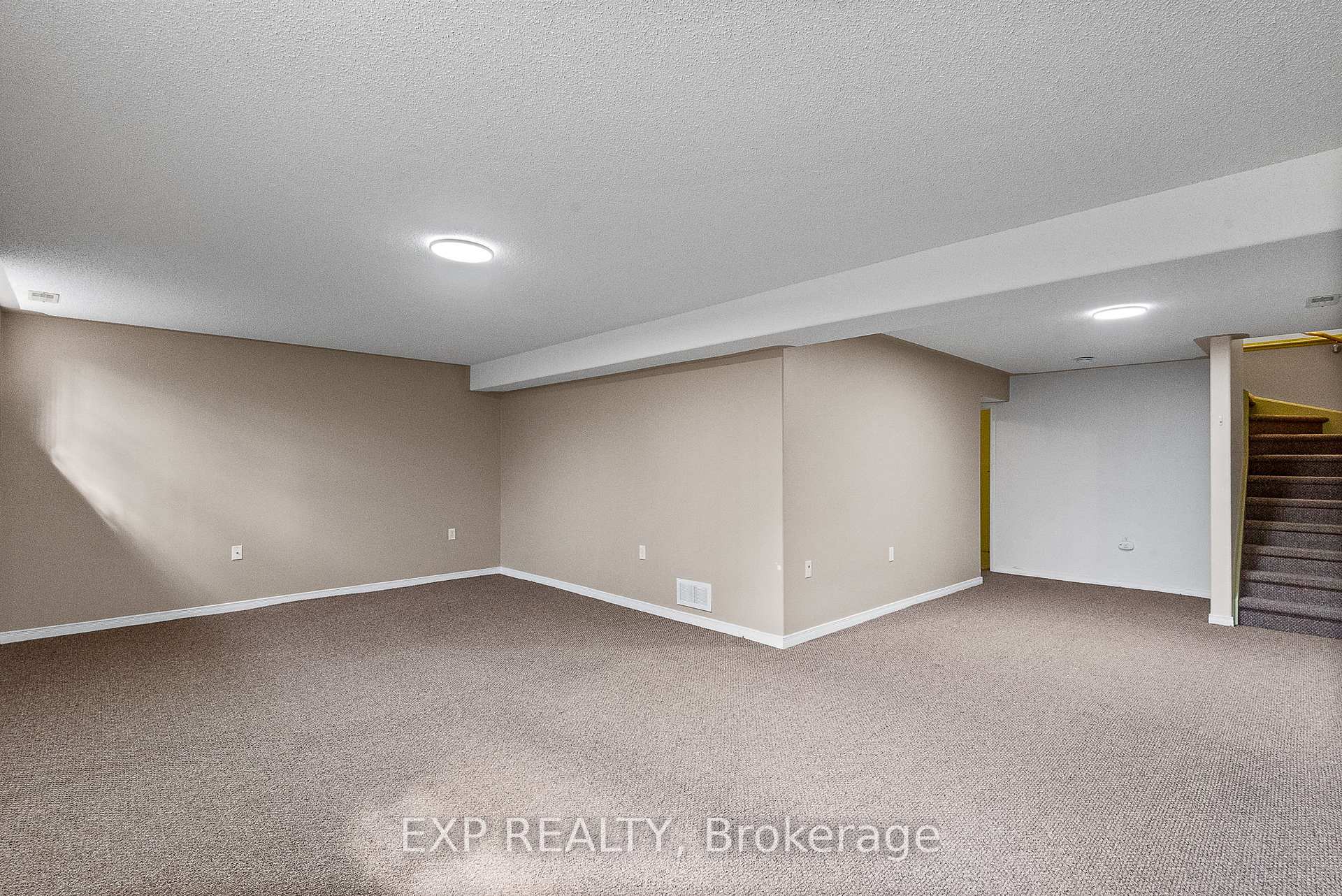 Photo 18 of 614 Clancy Crescent, Peterborough, Otonabee Ward 1 — HOMEH