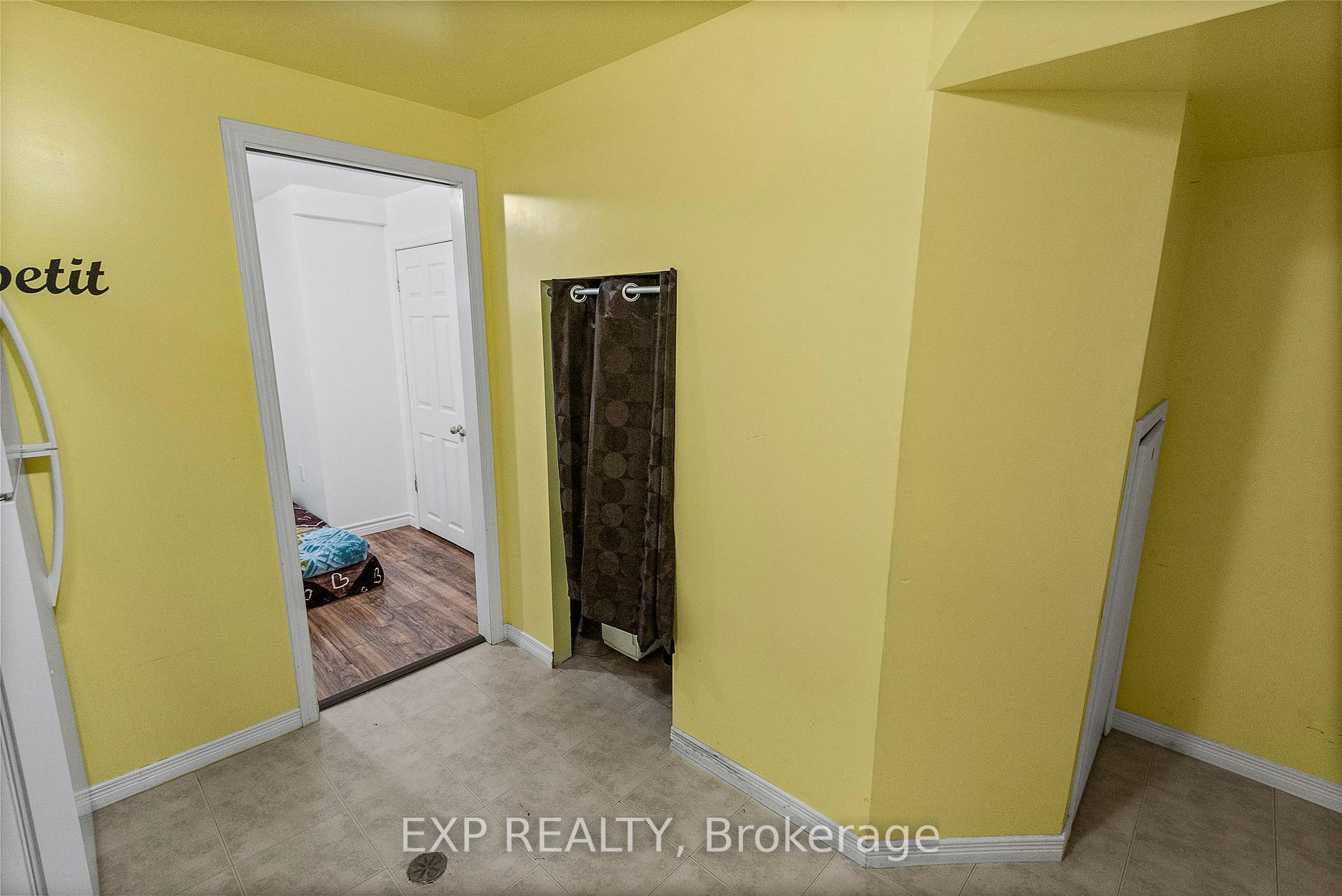 Photo 23 of 614 Clancy Crescent, Peterborough, Otonabee Ward 1 — HOMEH