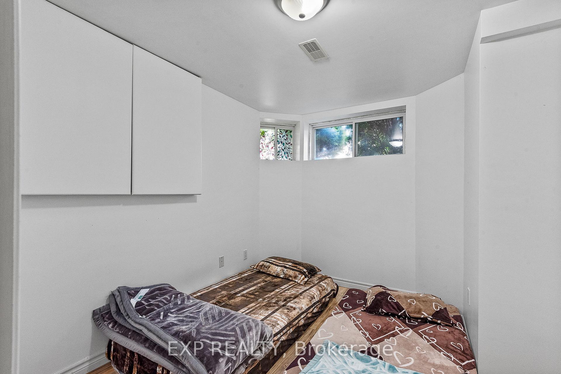 Photo 26 of 614 Clancy Crescent, Peterborough, Otonabee Ward 1 — HOMEH