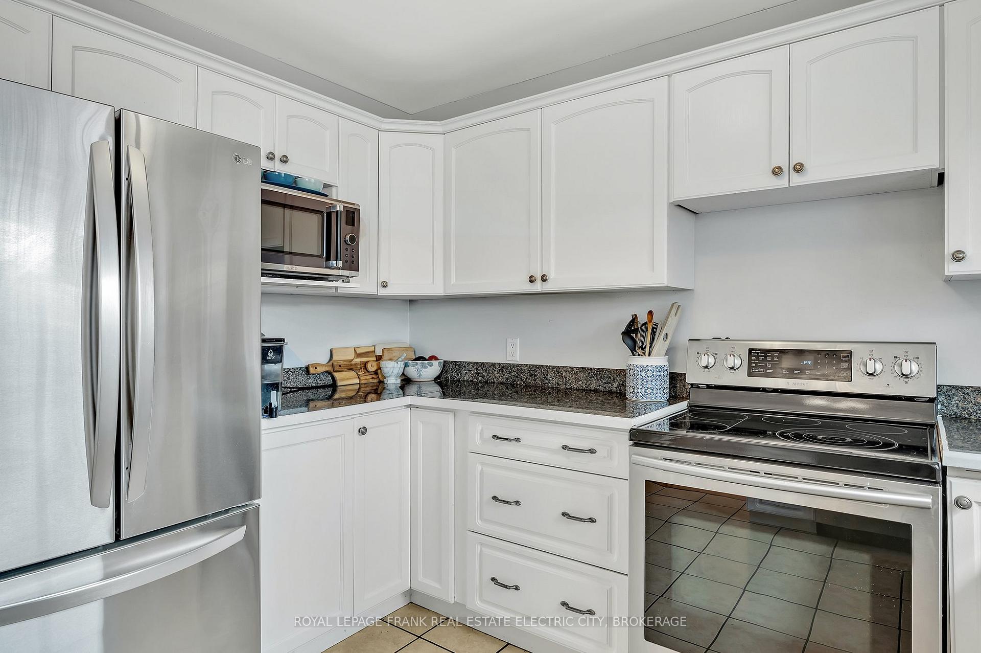Photo 14 of 650 Sherbrooke Street, Peterborough, Town Ward 3 — HOMEH