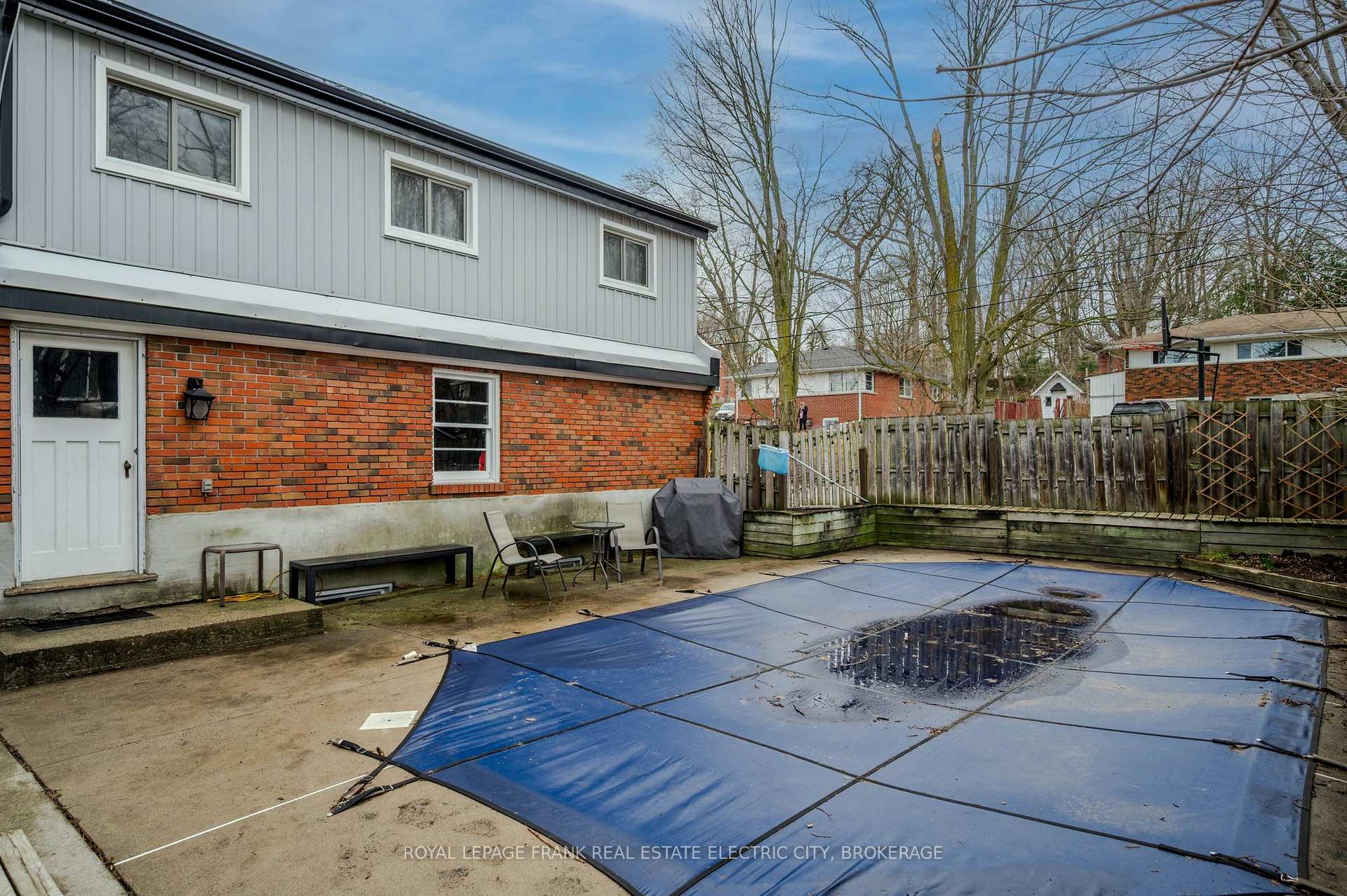 Photo 42 of 650 Sherbrooke Street, Peterborough, Town Ward 3 — HOMEH