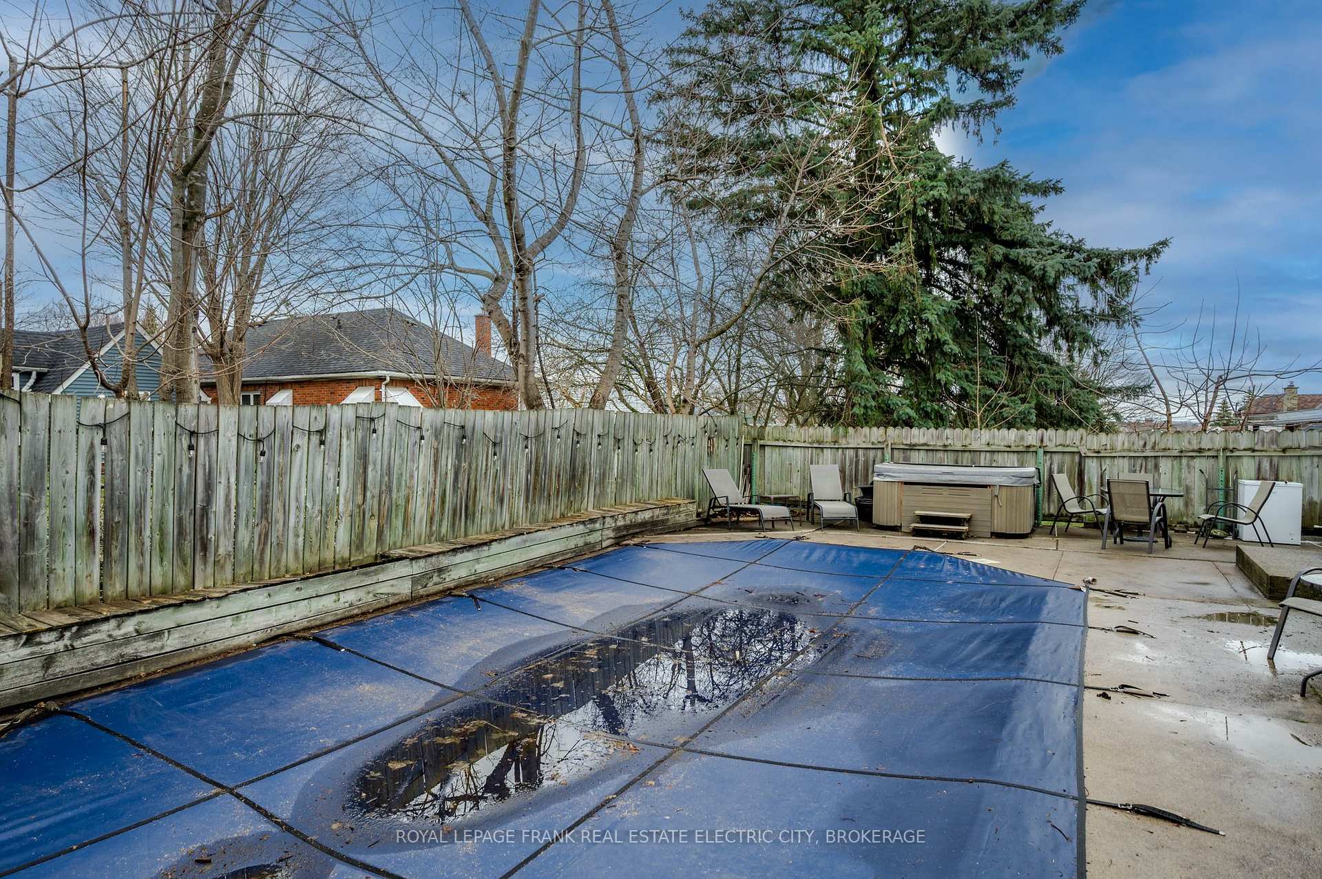 Photo 43 of 650 Sherbrooke Street, Peterborough, Town Ward 3 — HOMEH