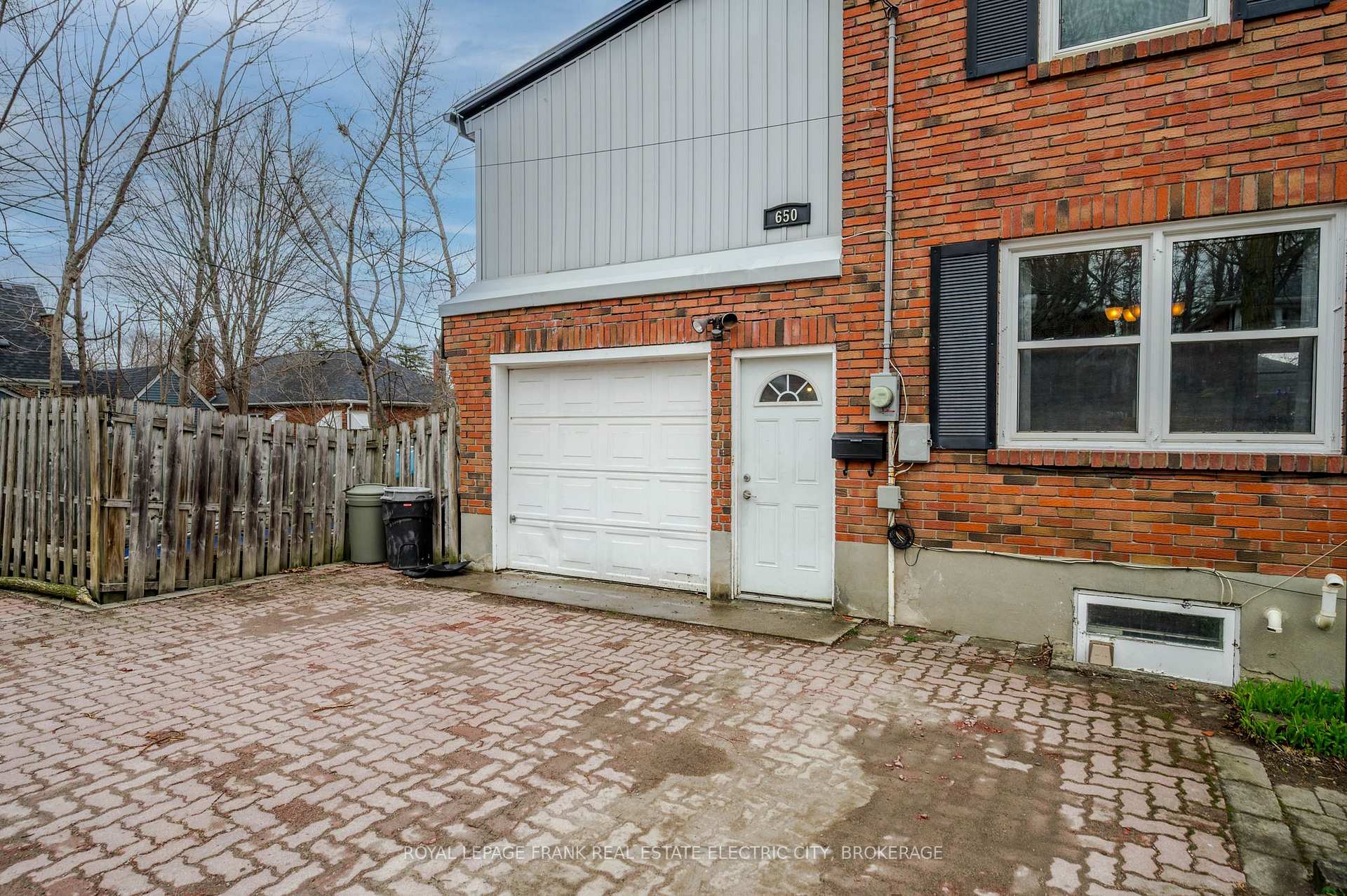 Photo 48 of 650 Sherbrooke Street, Peterborough, Town Ward 3 — HOMEH
