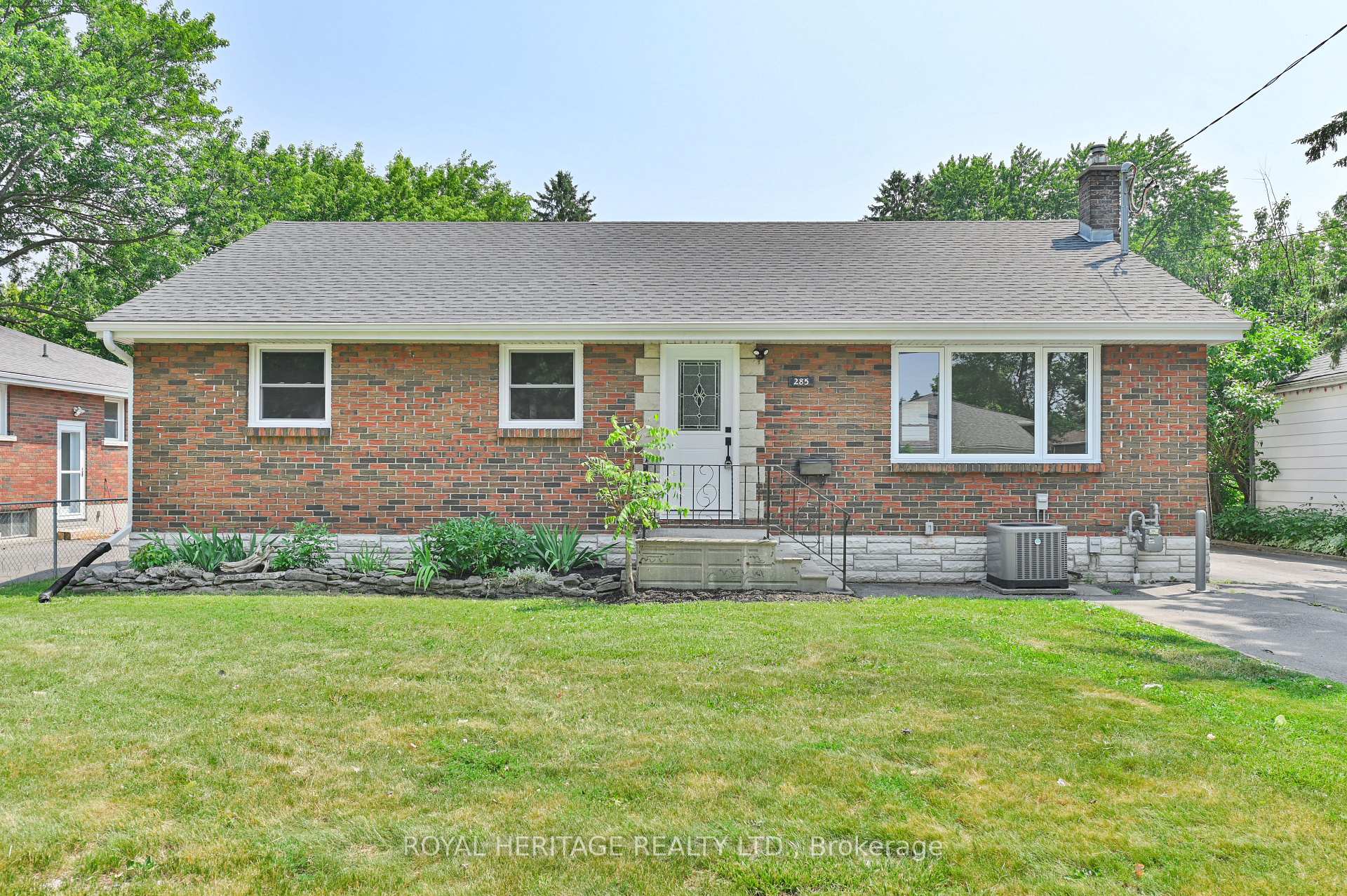 Photo 1 of 285 Herchimer Avenue, Belleville, Belleville Ward — HOMEH