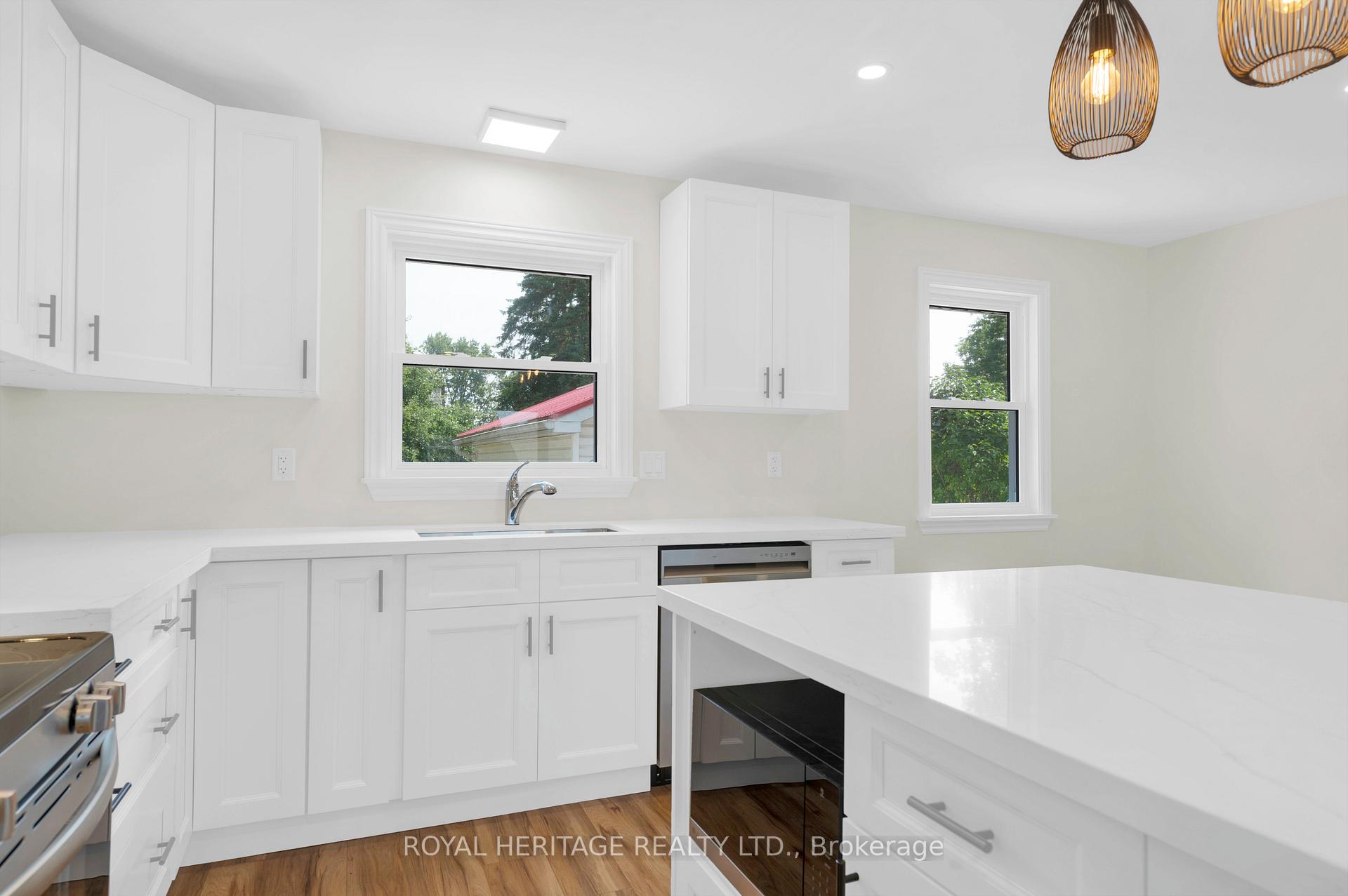 Photo 12 of 285 Herchimer Avenue, Belleville, Belleville Ward — HOMEH
