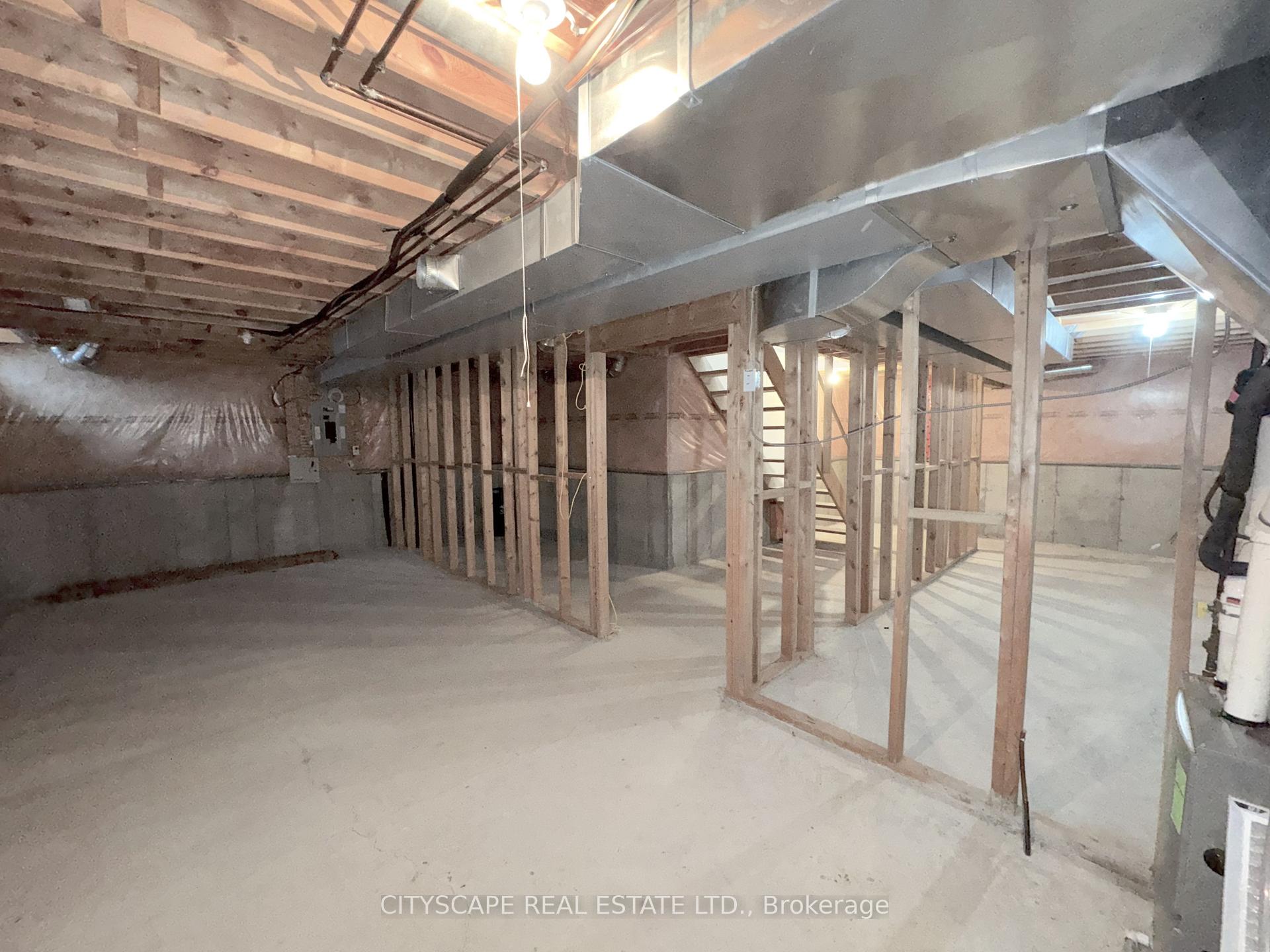 Photo 32 of 1518 Swann Crescent, Milton, Clarke — HOMEH