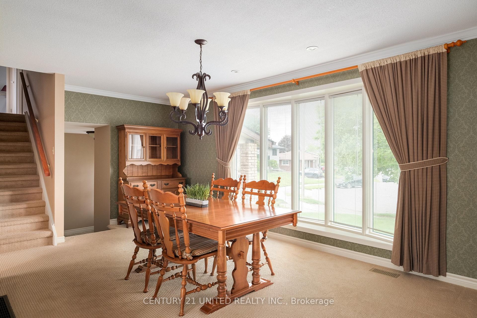 Photo 7 of 536 Humber Road, Peterborough, Ashburnham Ward 4 — HOMEH