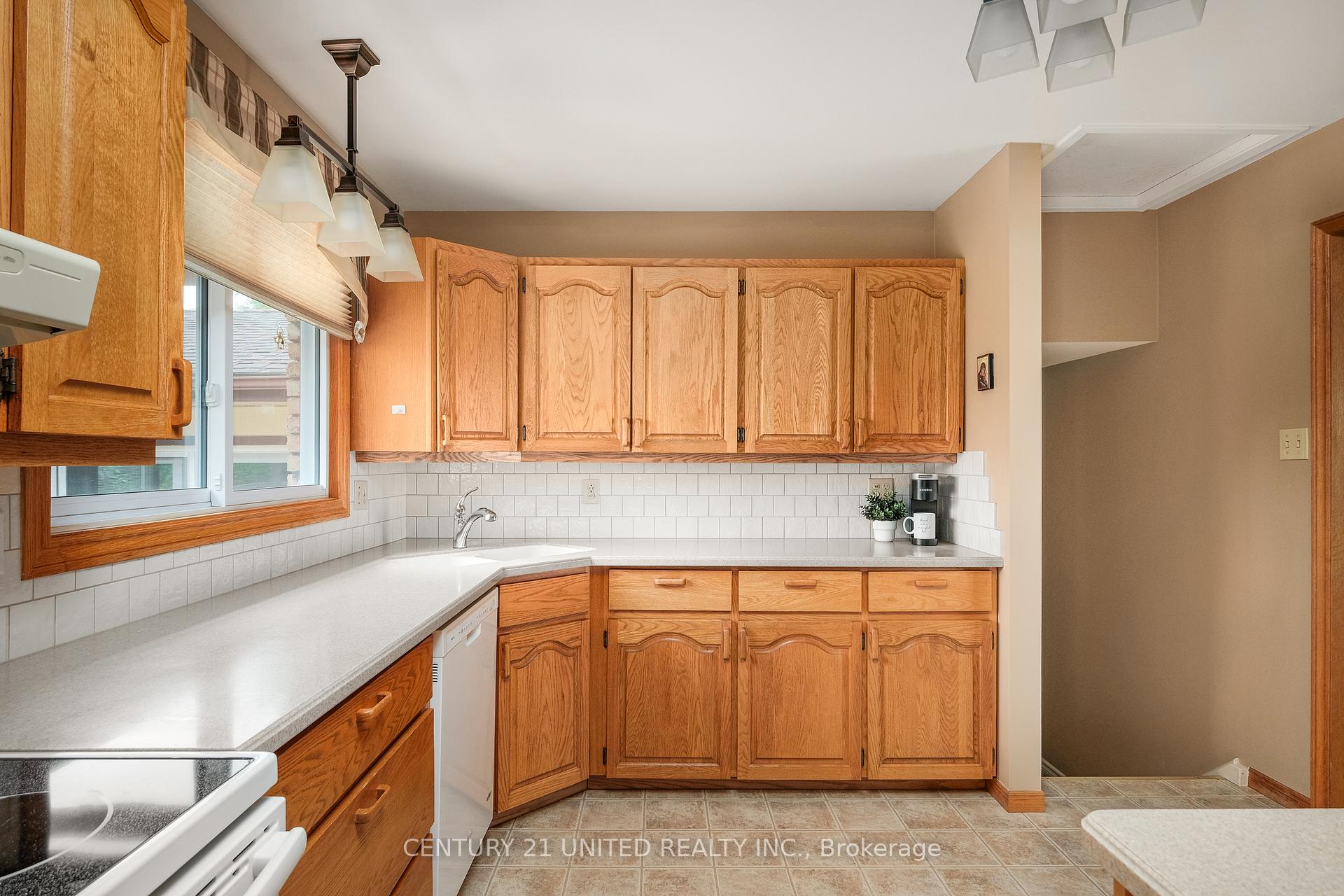 Photo 14 of 536 Humber Road, Peterborough, Ashburnham Ward 4 — HOMEH