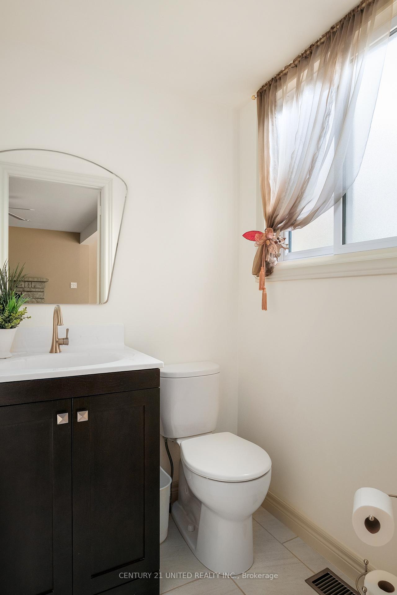 Photo 21 of 536 Humber Road, Peterborough, Ashburnham Ward 4 — HOMEH