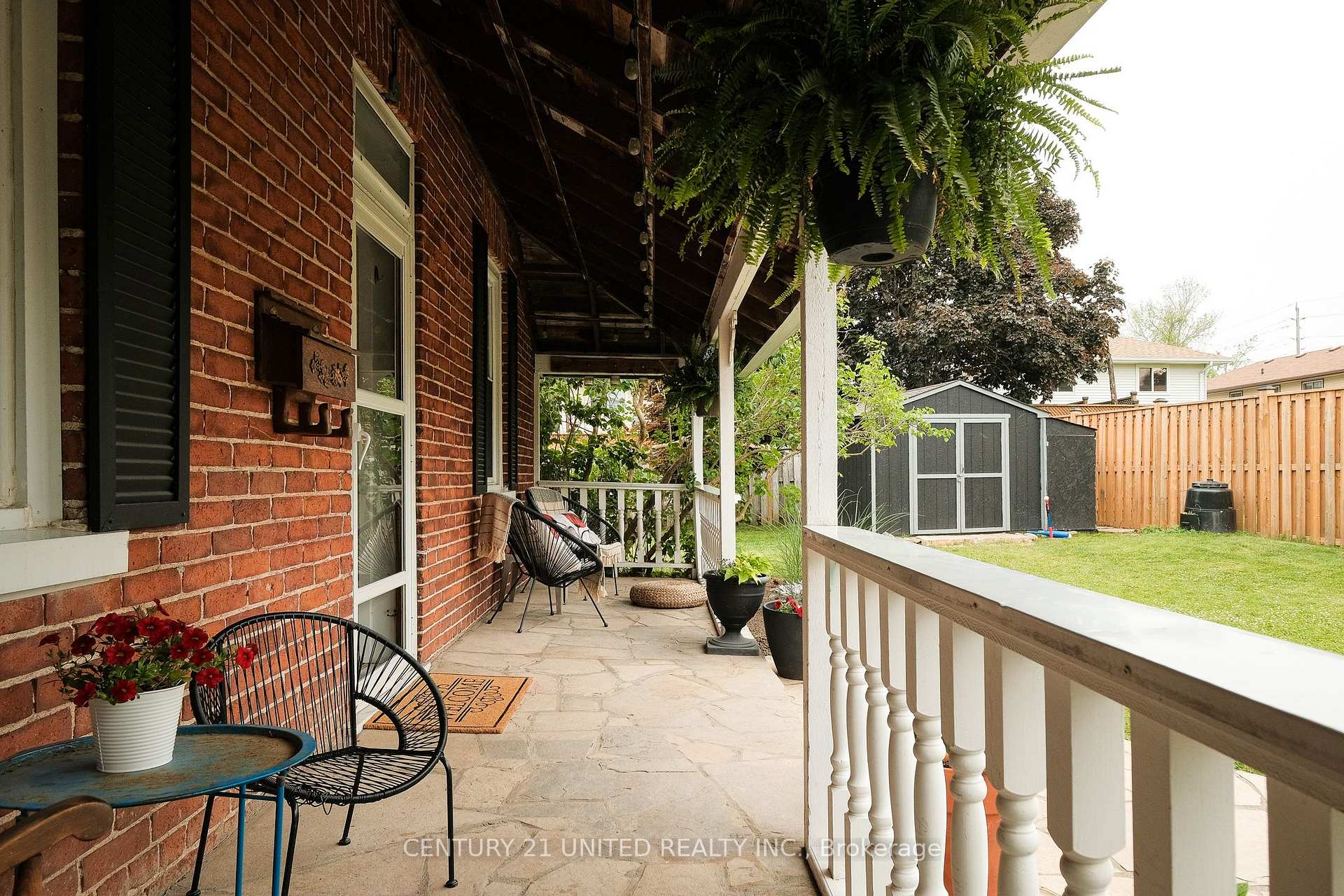Photo 2 of 400 Crystal Drive, Peterborough, Ashburnham Ward 4 — HOMEH